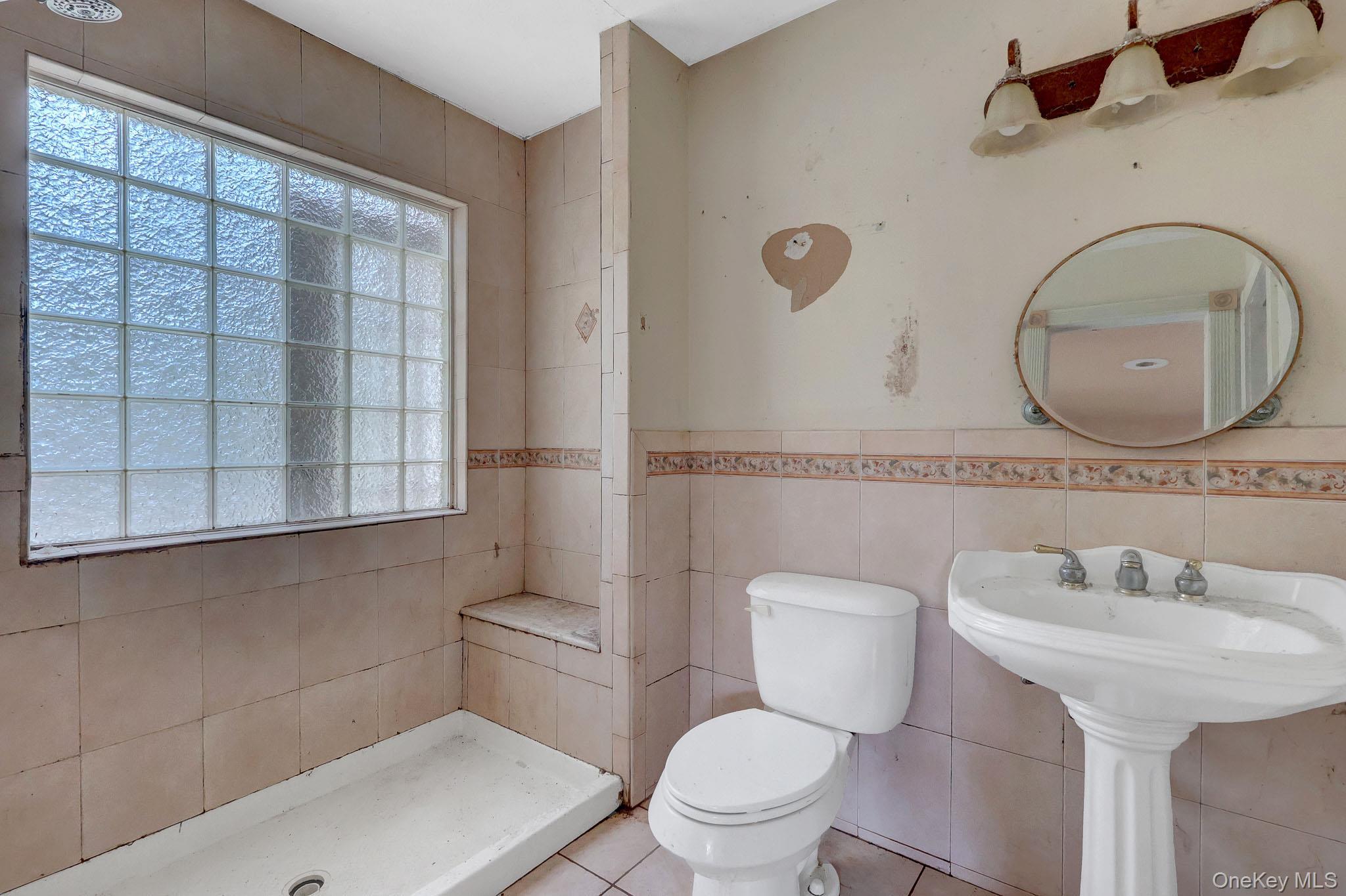 Single Family Thorburn Avenue Suffolk County, NY 11772, MLS-1028196-14