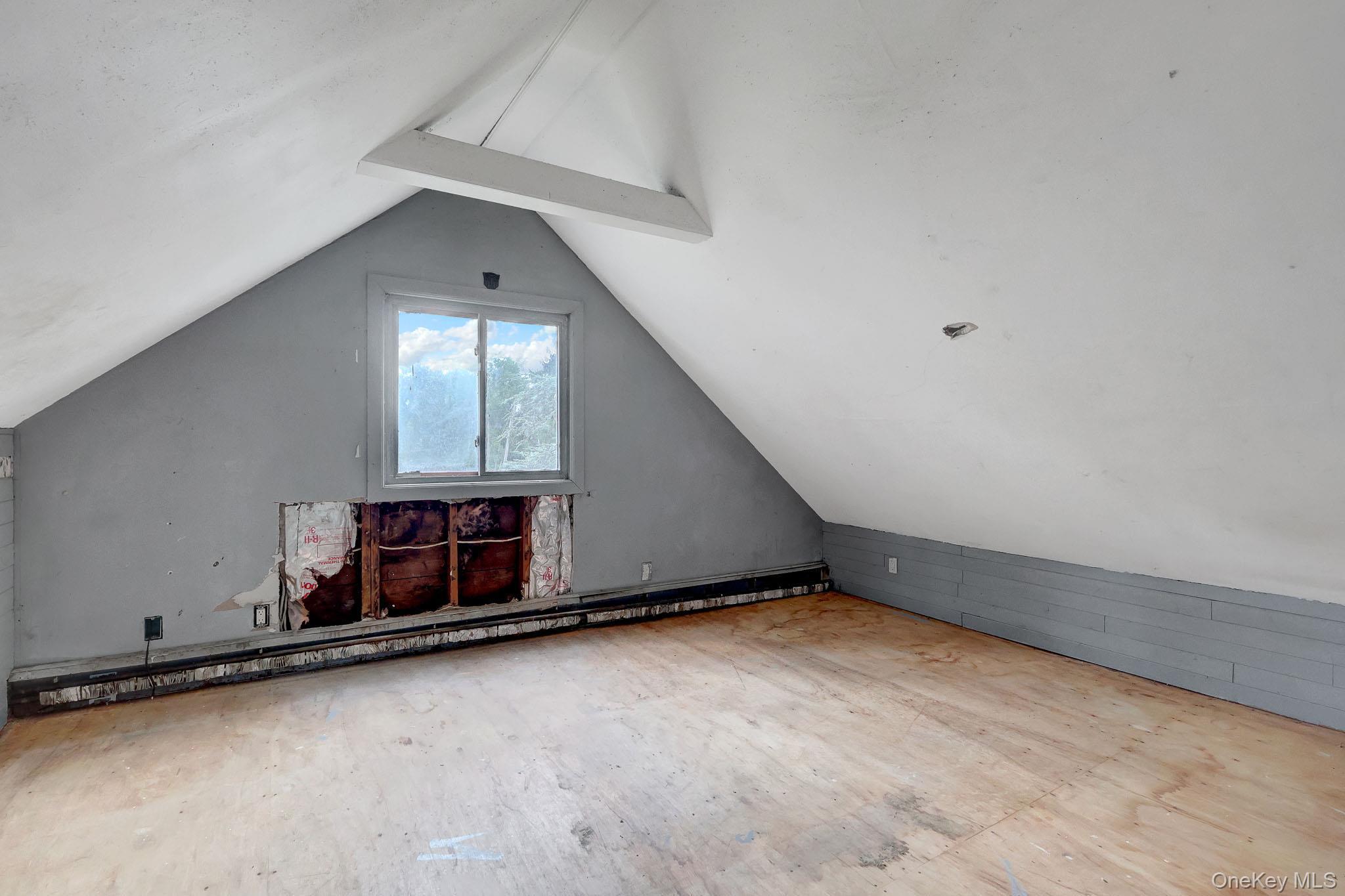 Single Family Thorburn Avenue Suffolk County, NY 11772, MLS-1028196-24