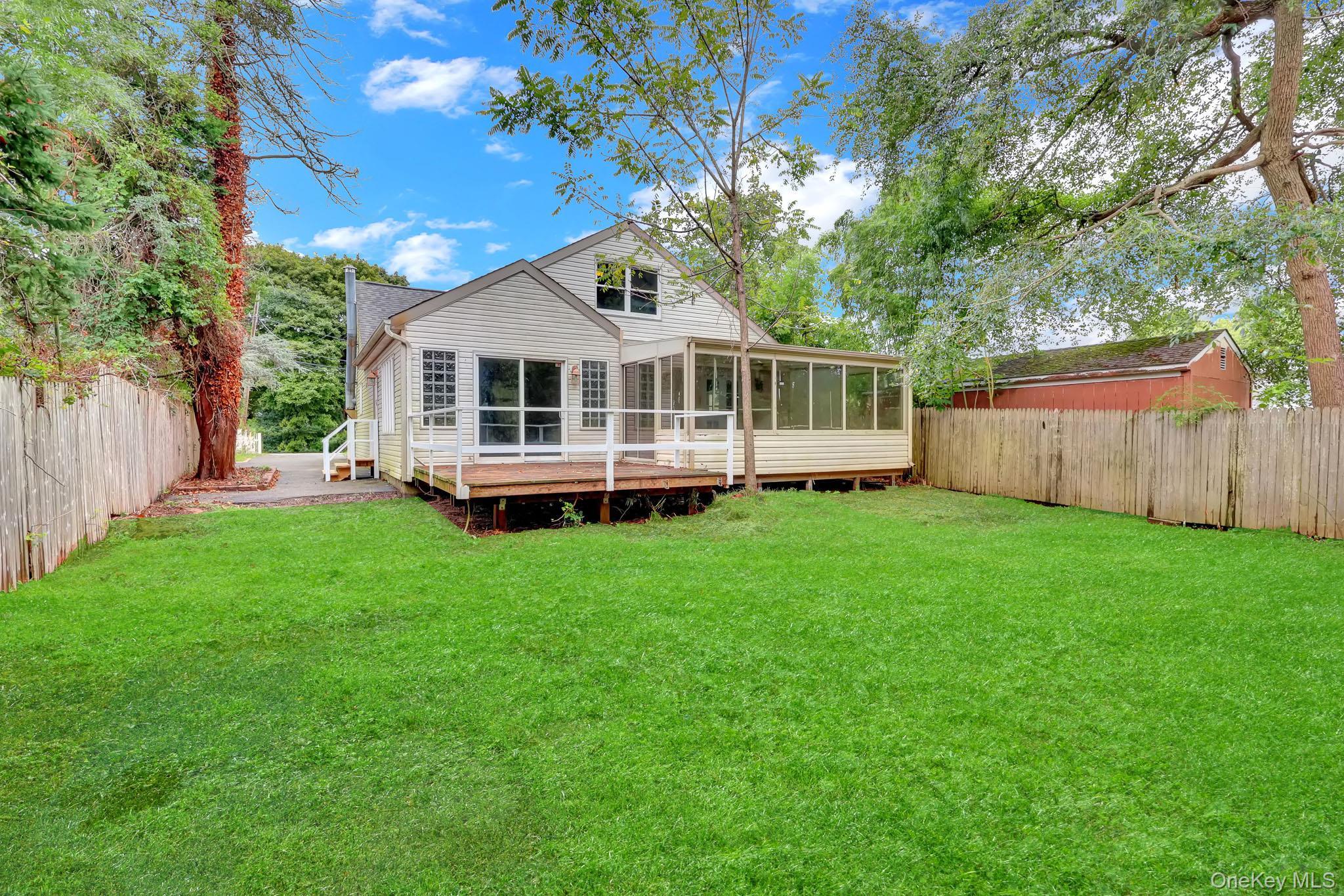 Single Family Thorburn Avenue  Suffolk County, NY 11772, MLS-1028196-26