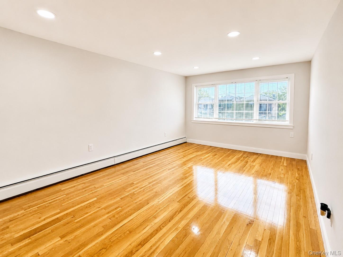 Single Family Lamport Place  Bronx, NY 10465, MLS-1028216-15