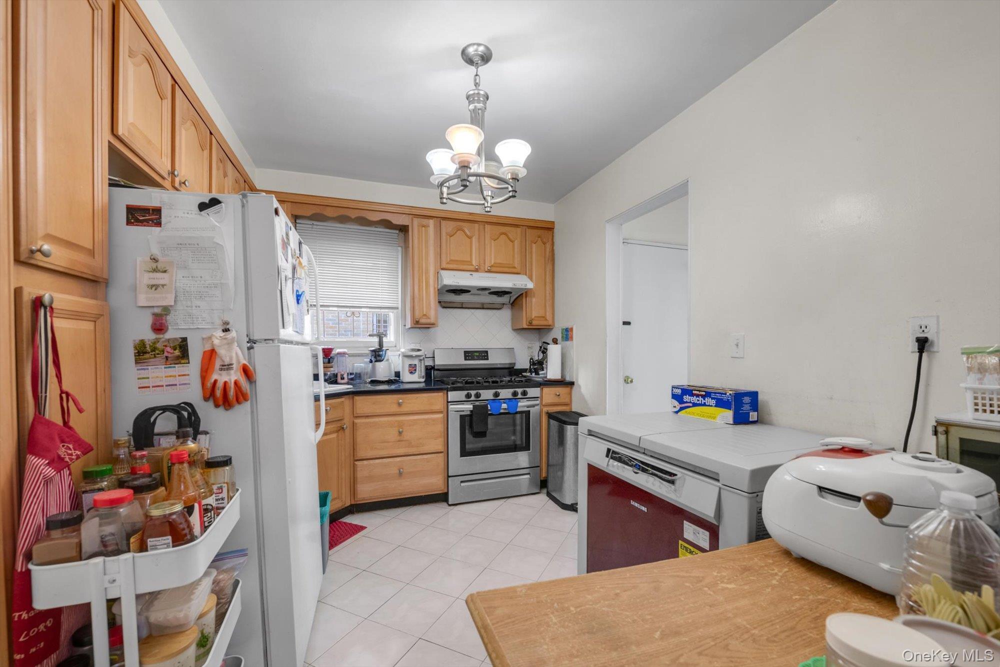 Single Family 175th Street Queens, NY 11365, MLS-1028235-9