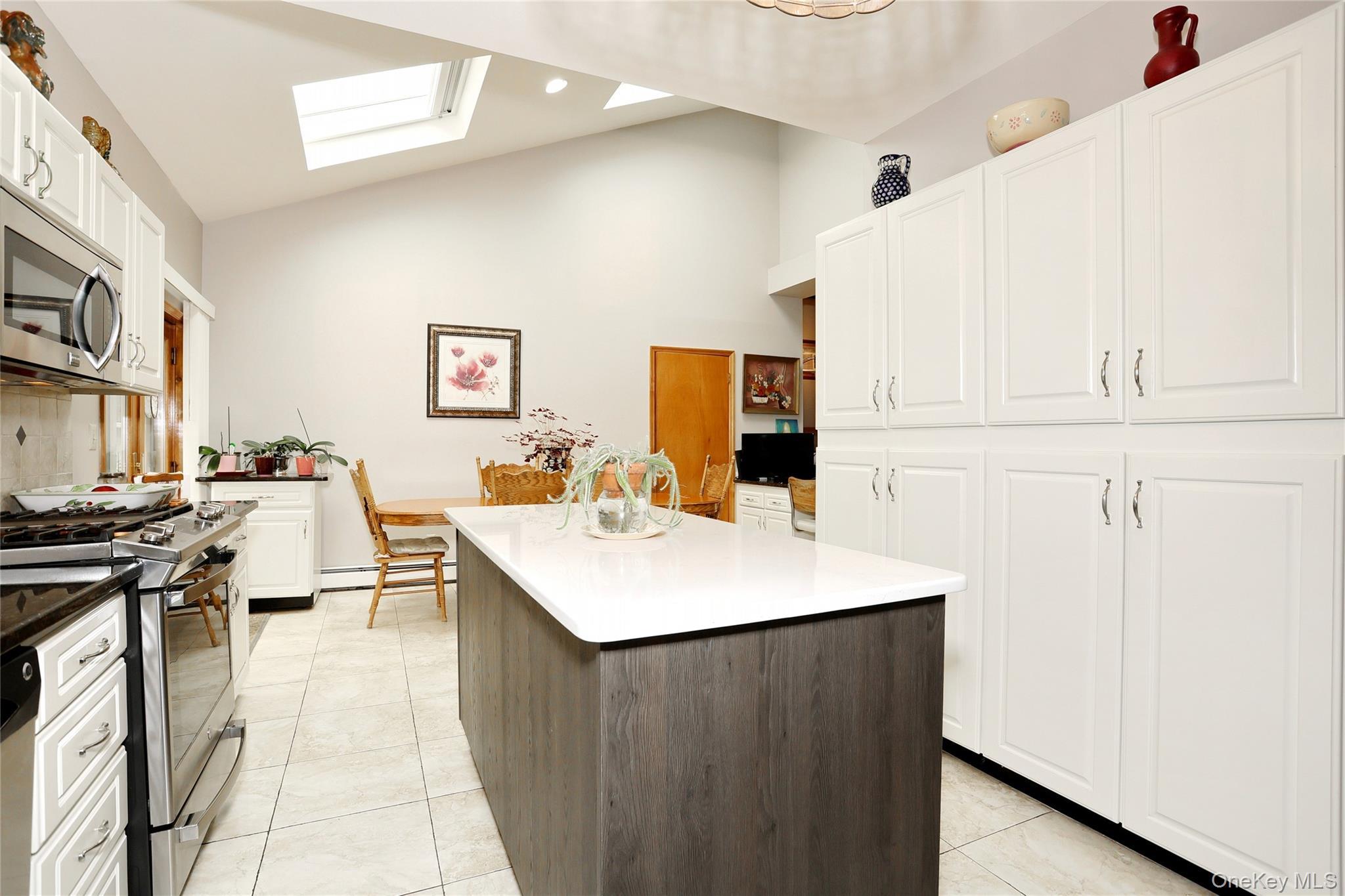 Single Family Westend Avenue  Rockland County, NY 10960, MLS-1028244-12