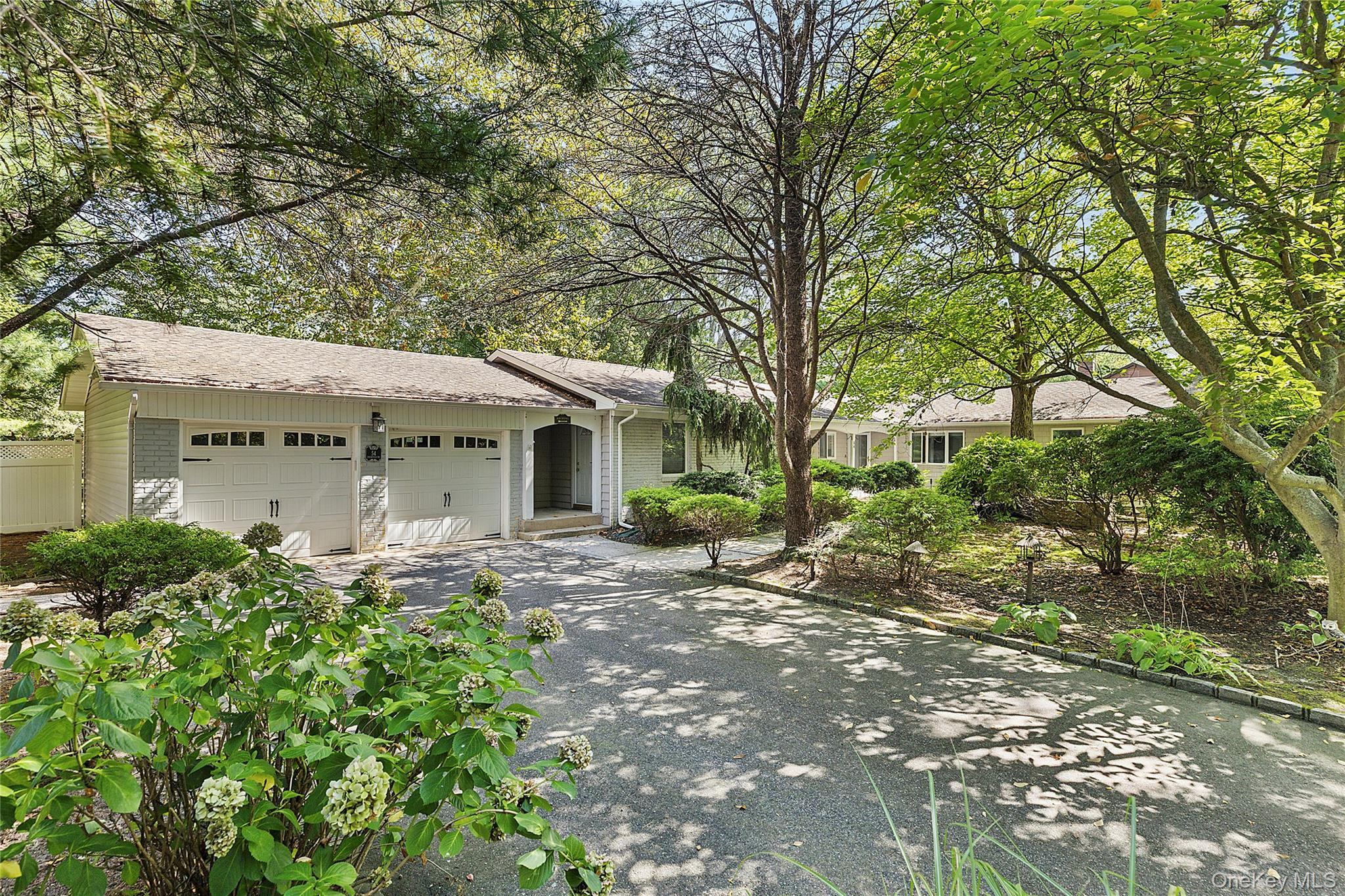 Single Family Dix Woods Drive  Suffolk County, NY 11747, MLS-1028257-24