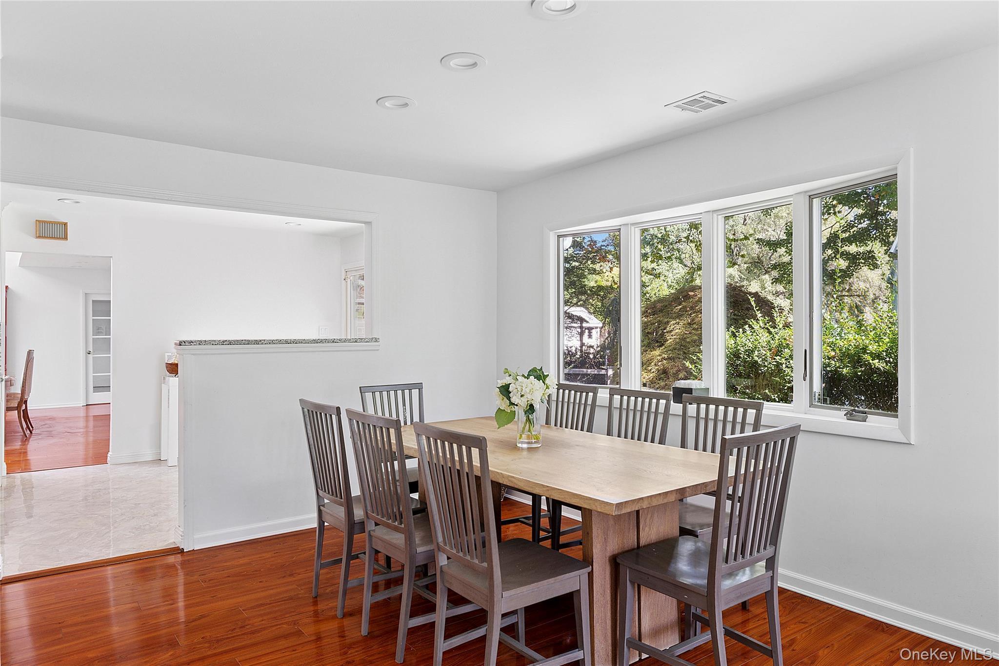 Single Family Dix Woods Drive  Suffolk County, NY 11747, MLS-1028257-5