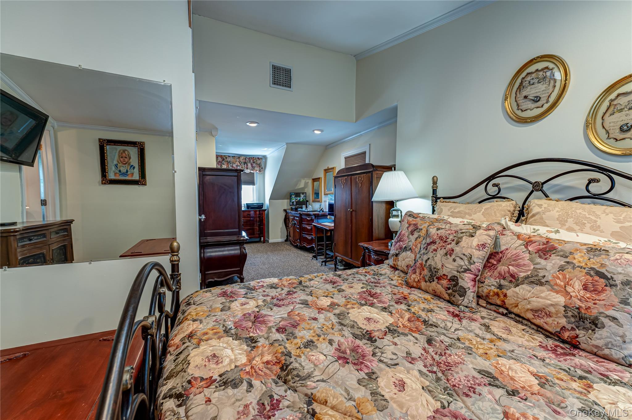 Single Family Farmers Avenue Nassau County, NY 11710, MLS-1028265-16