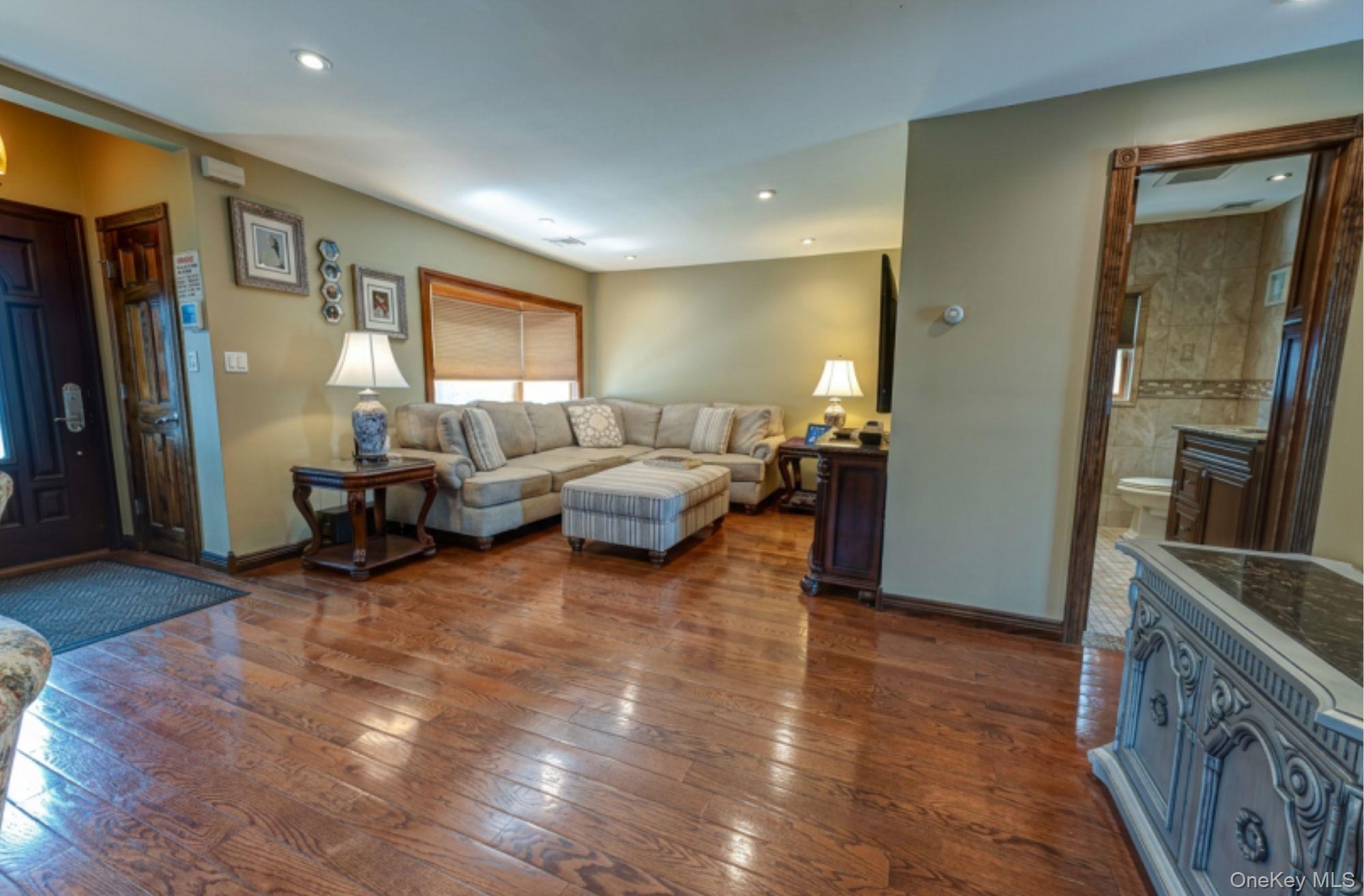 Single Family Farmers Avenue Nassau County, NY 11710, MLS-1028265-5