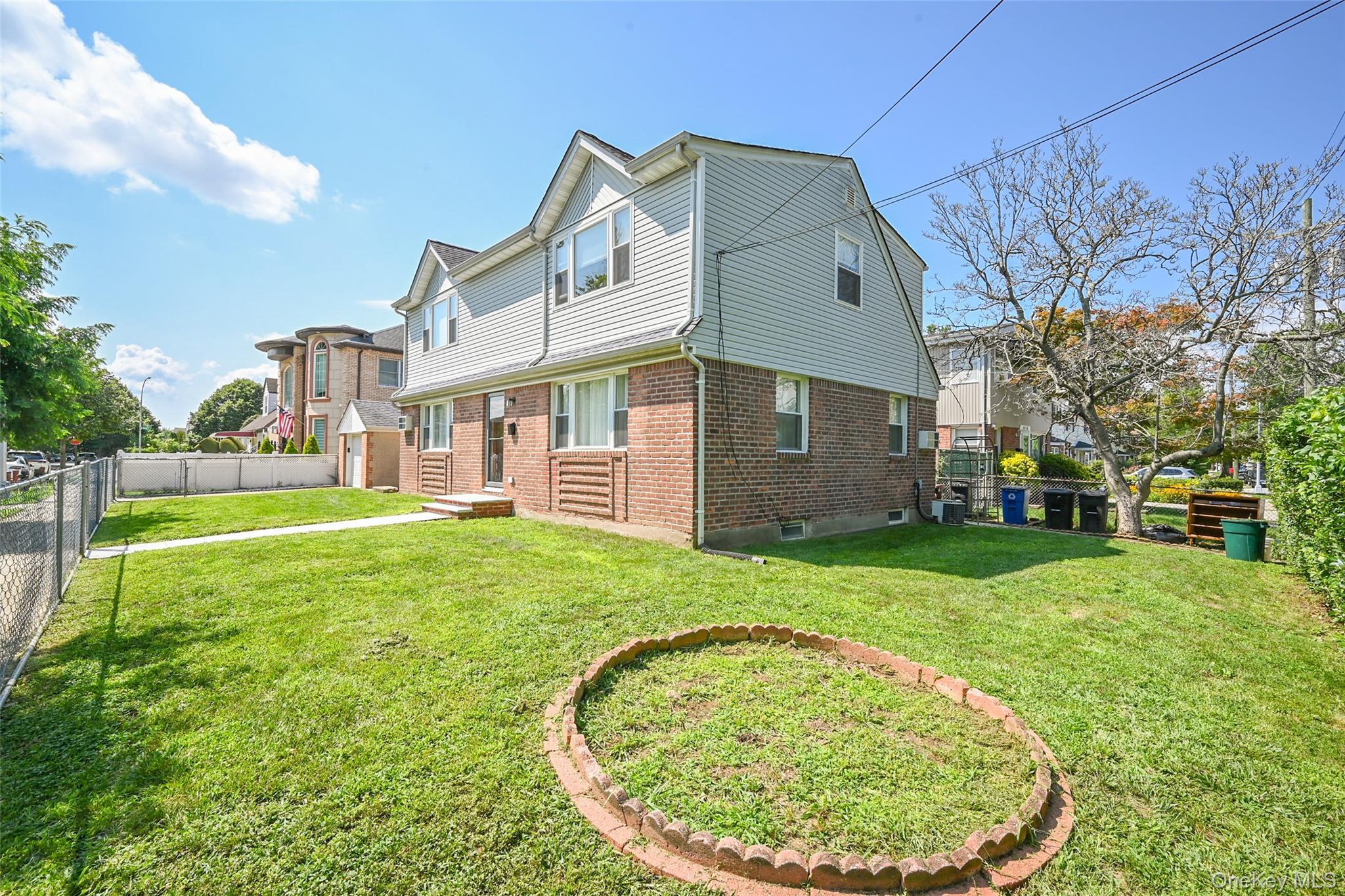 Single Family 252nd Street Queens, NY 11426, MLS-1028313-19