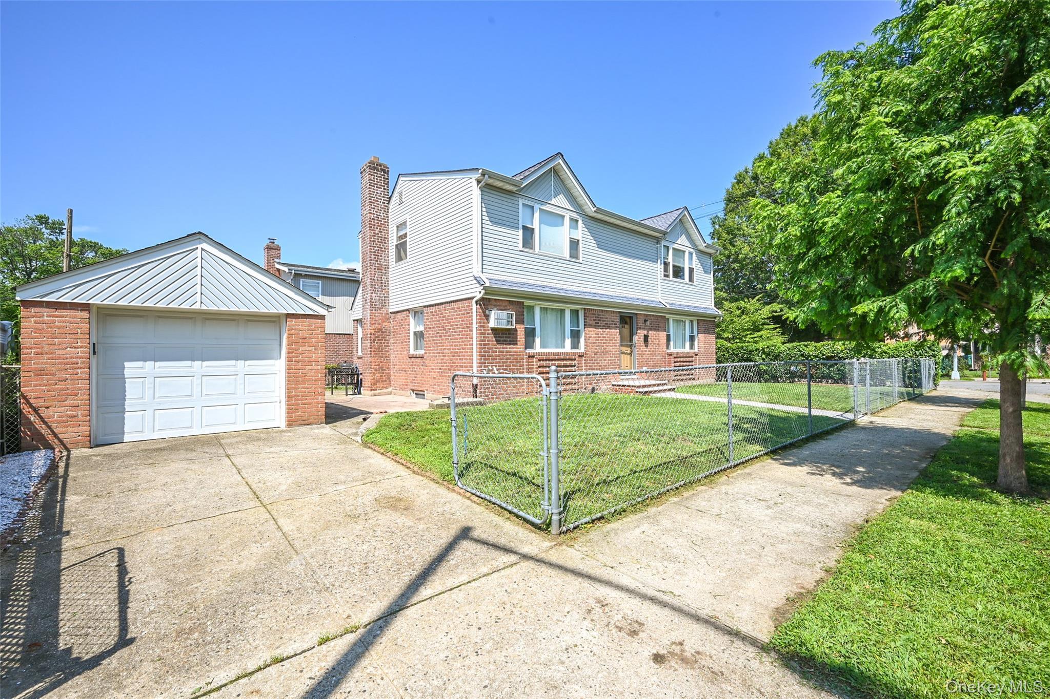 Single Family 252nd Street Queens, NY 11426, MLS-1028313-2