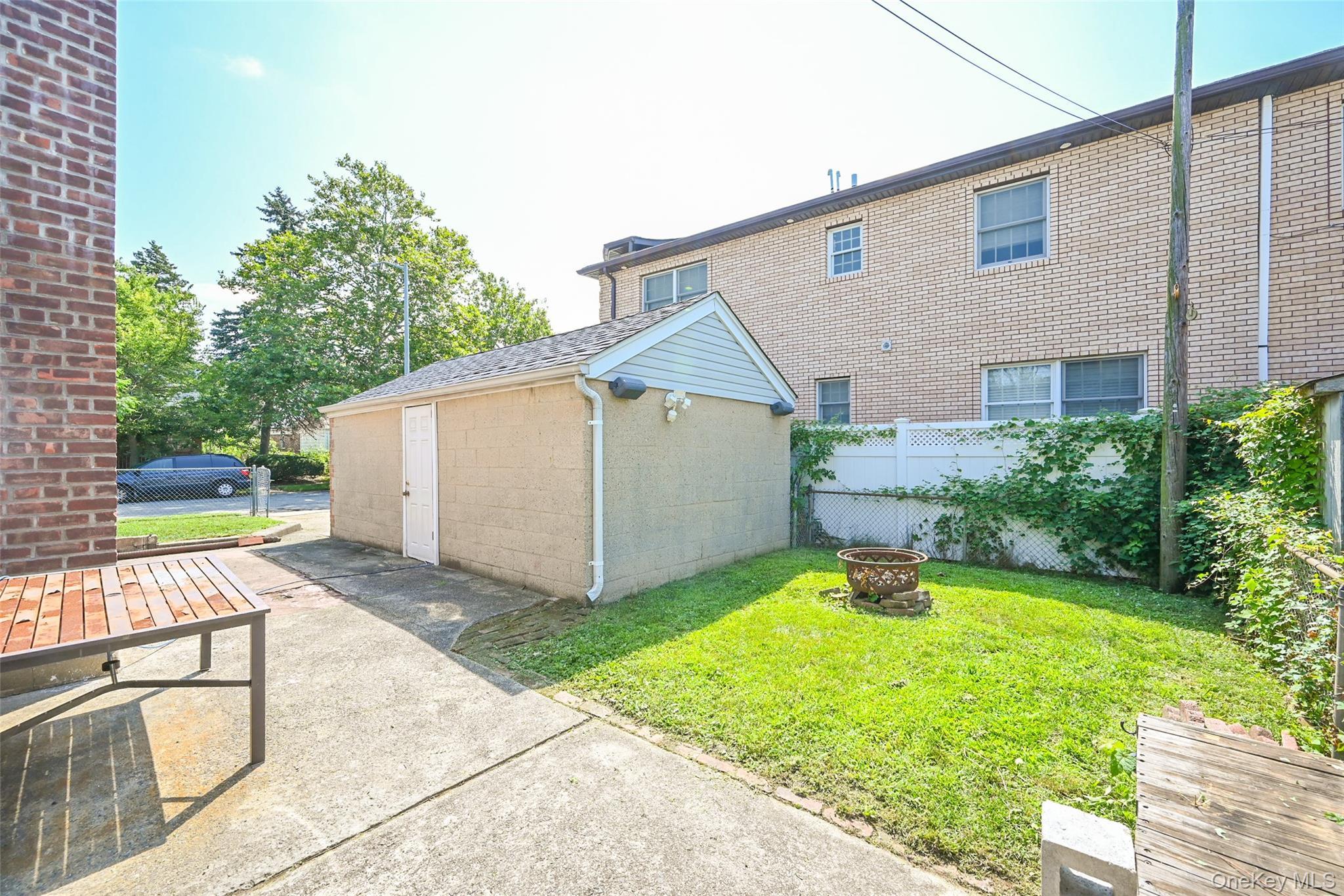Single Family 252nd Street  Queens, NY 11426, MLS-1028313-21