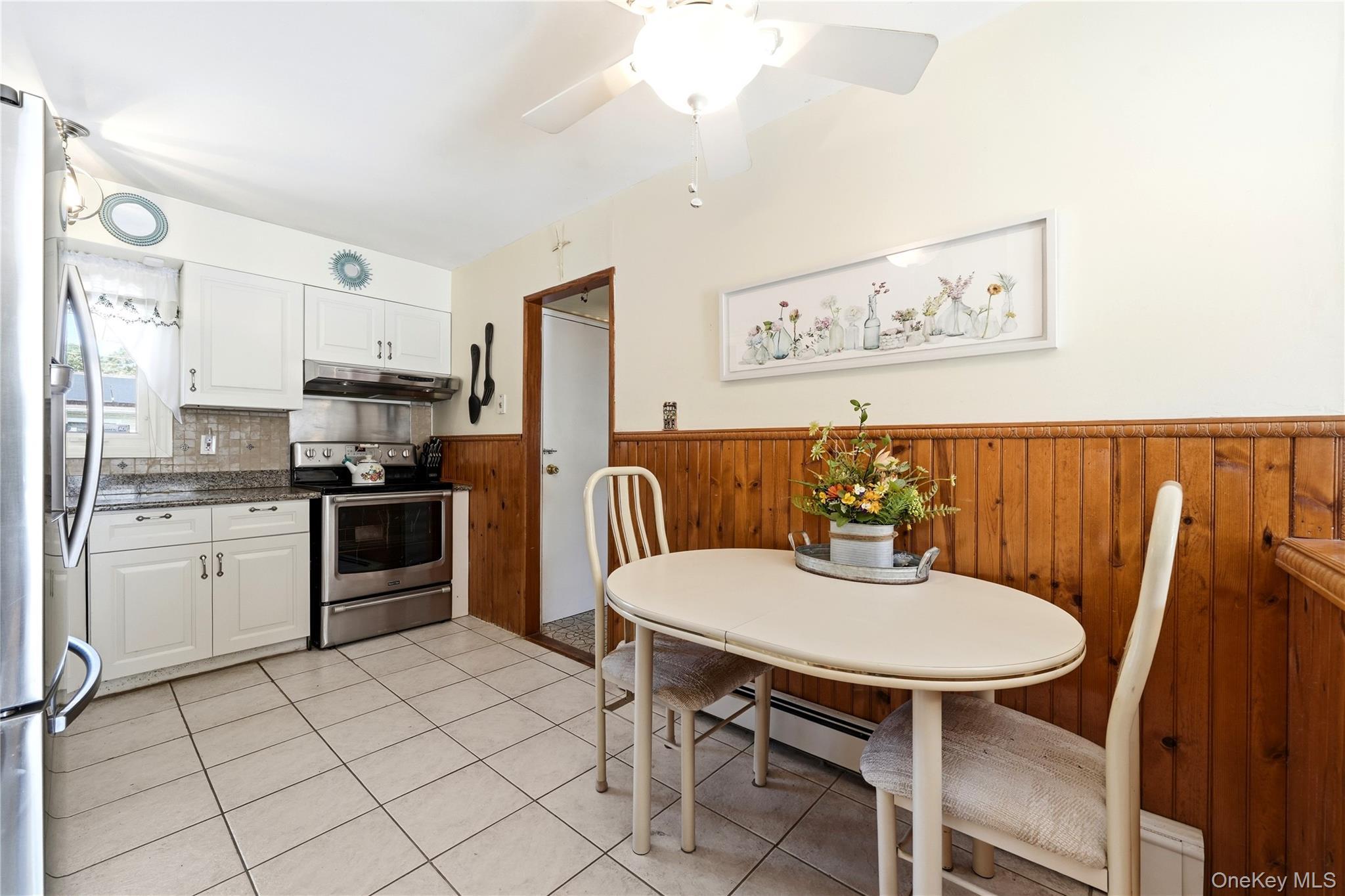 Single Family Hawkins Road Suffolk County, NY 11720, MLS-1028322-12