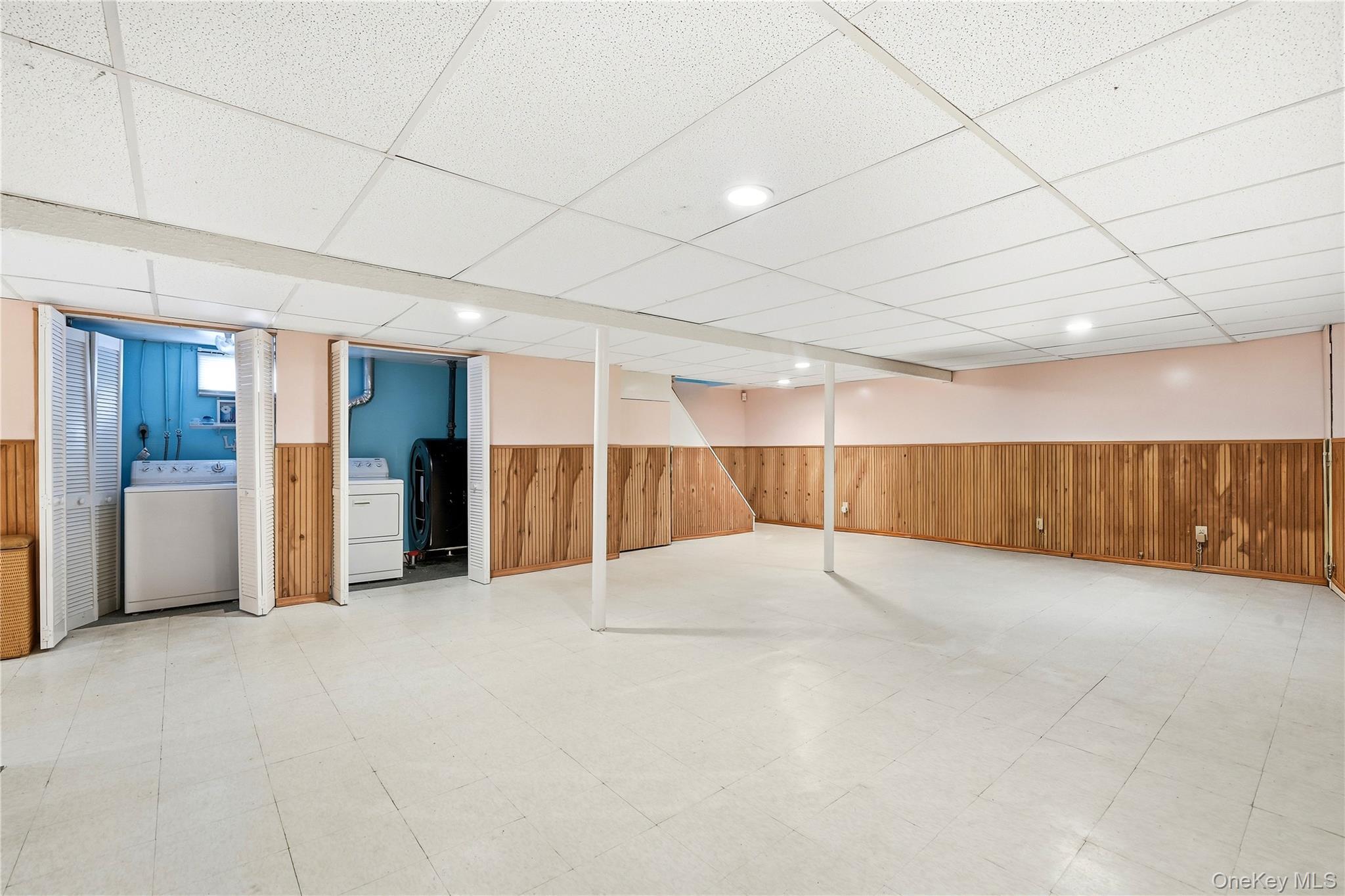 Single Family Hawkins Road Suffolk County, NY 11720, MLS-1028322-20