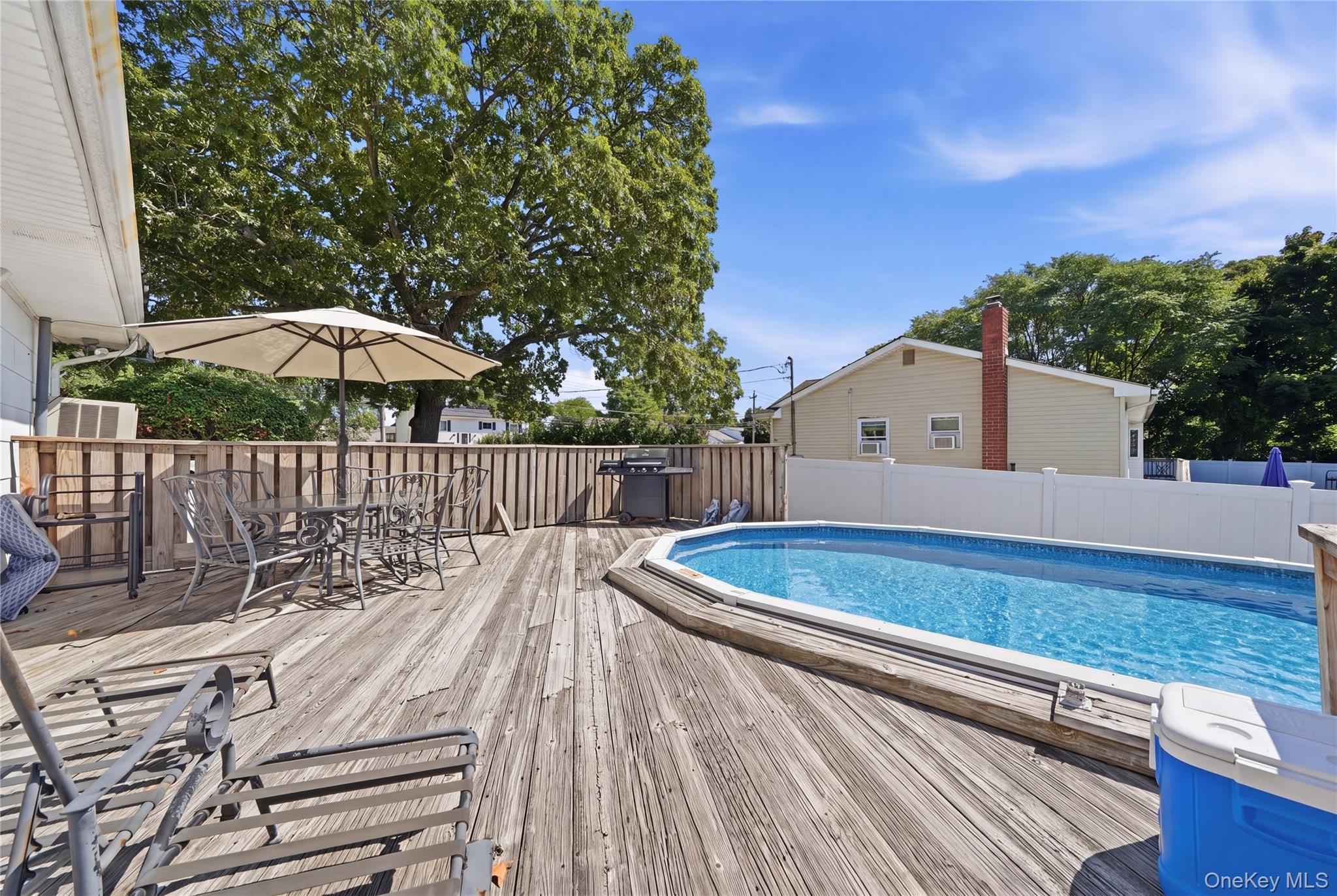 Single Family Hawkins Road Suffolk County, NY 11720, MLS-1028322-23