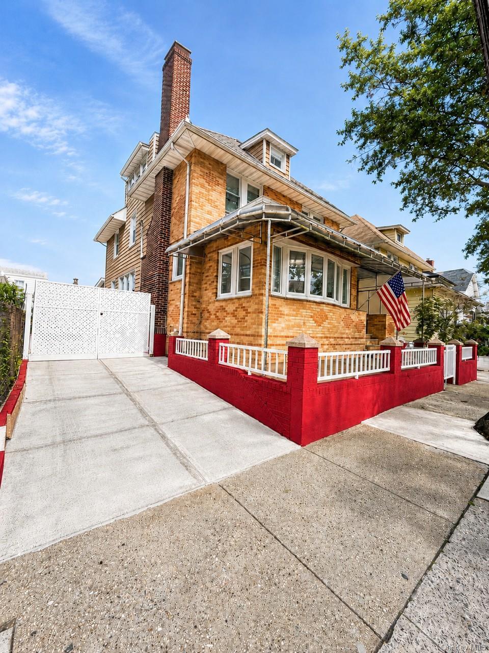 Single Family Springfield Boulevard Queens, NY 11428, MLS-1028338-2