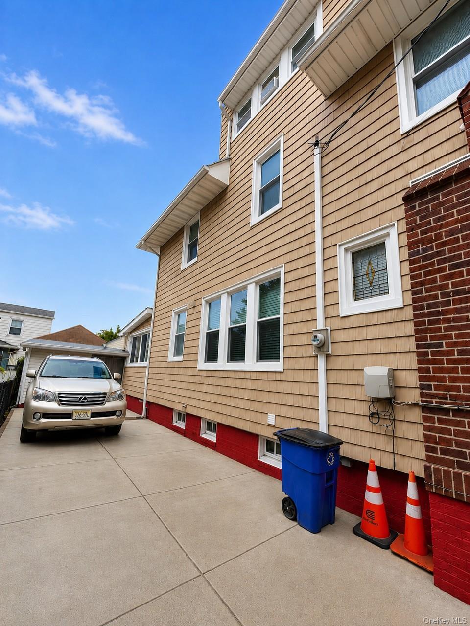 Single Family Springfield Boulevard Queens, NY 11428, MLS-1028338-3