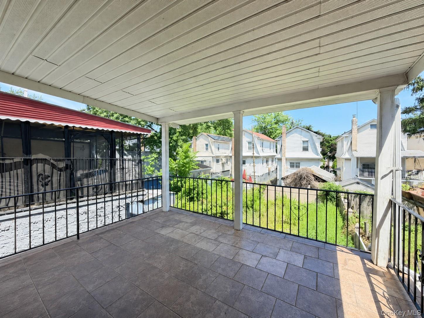 Single Family Boyd Avenue  Bronx, NY 10466, MLS-1028339-6