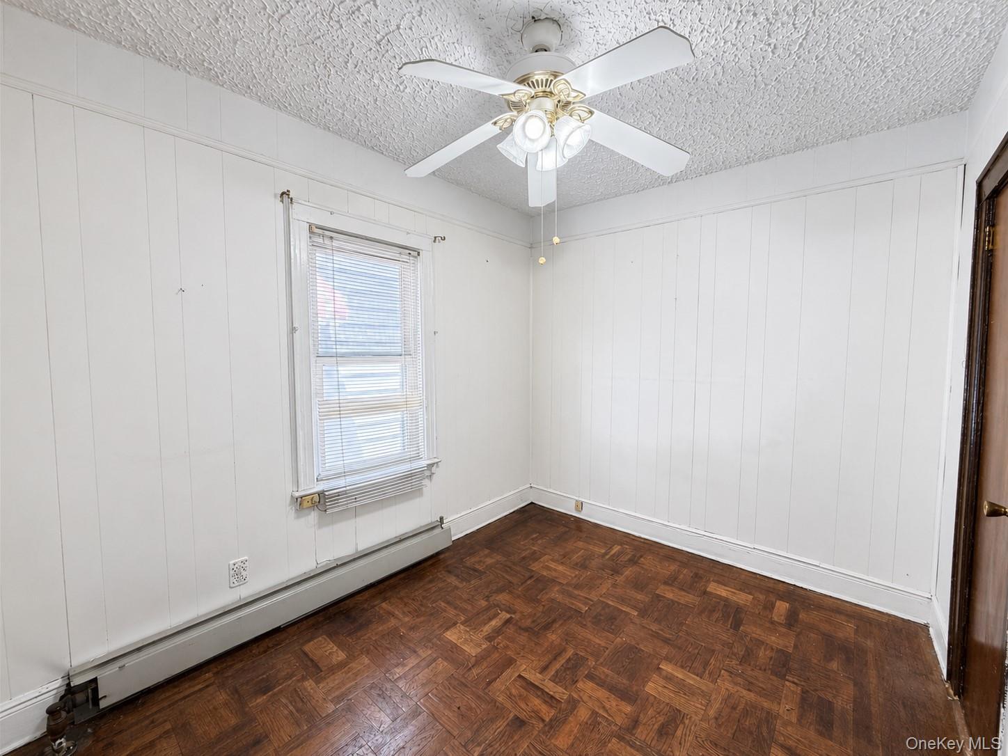 Single Family Boyd Avenue  Bronx, NY 10466, MLS-1028339-9