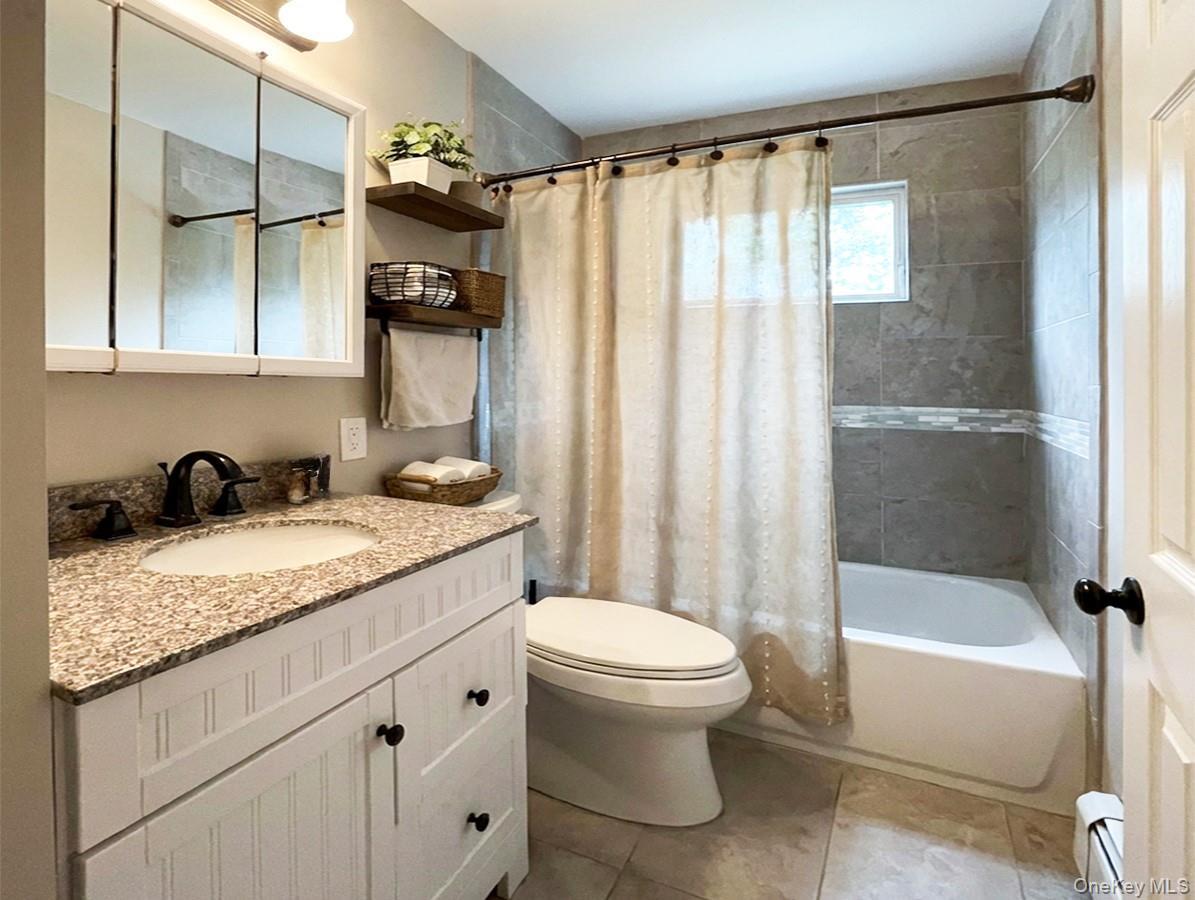 Single Family Argyle Avenue Suffolk County, NY 11784, MLS-1028343-15