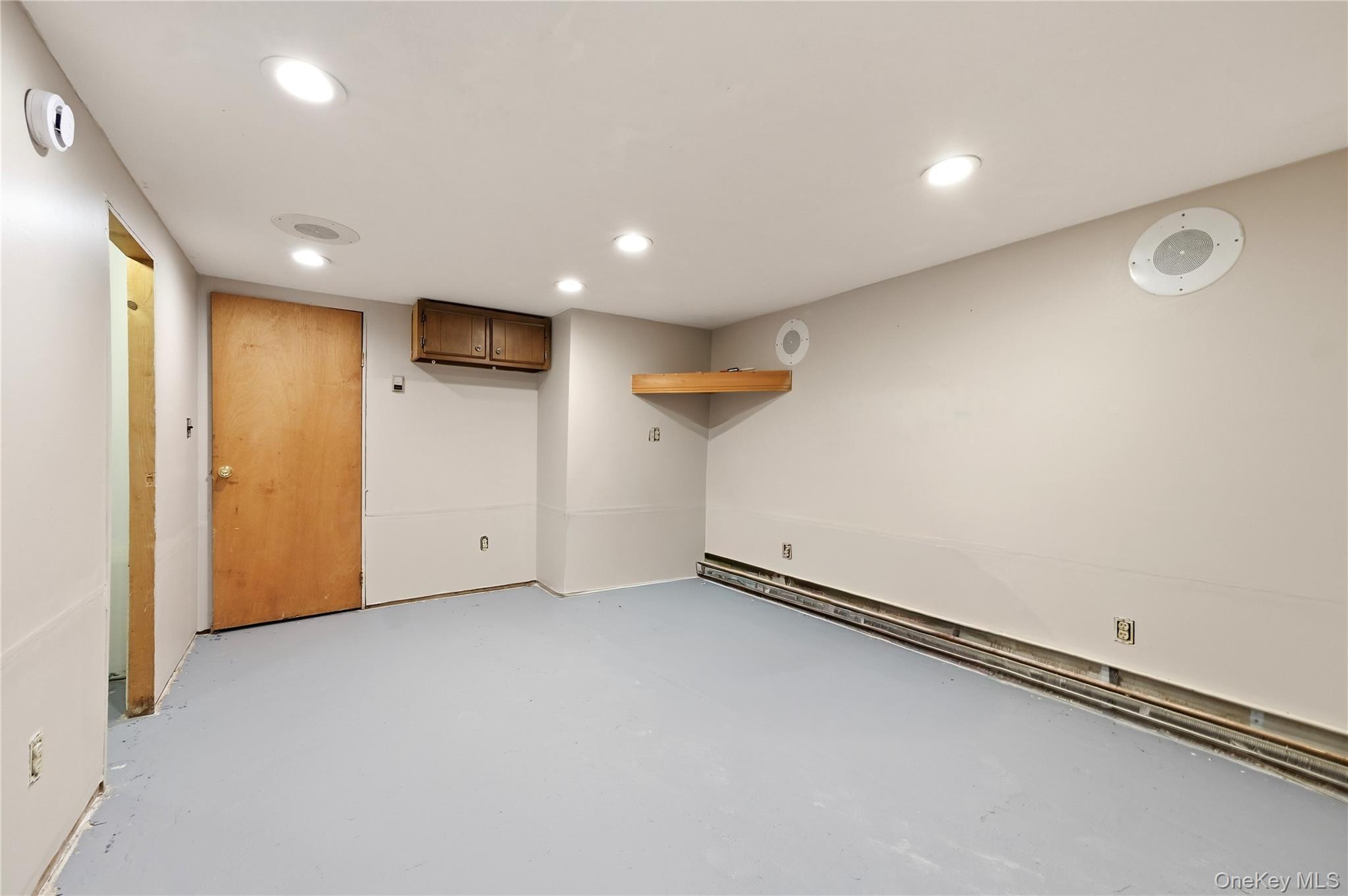 Single Family Argyle Avenue Suffolk County, NY 11784, MLS-1028343-22