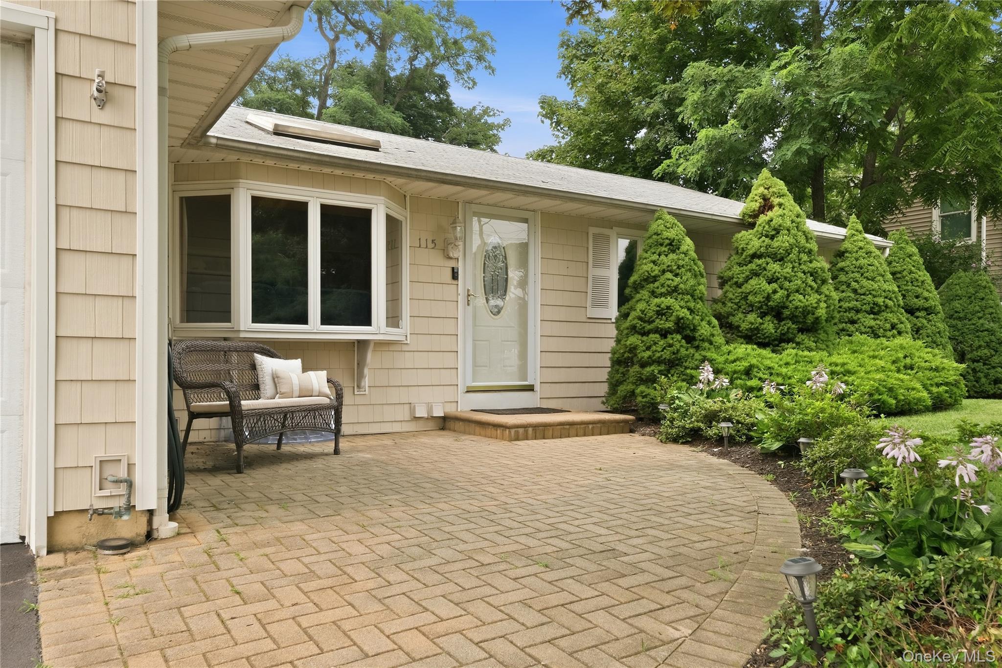 Single Family Argyle Avenue Suffolk County, NY 11784, MLS-1028343-3
