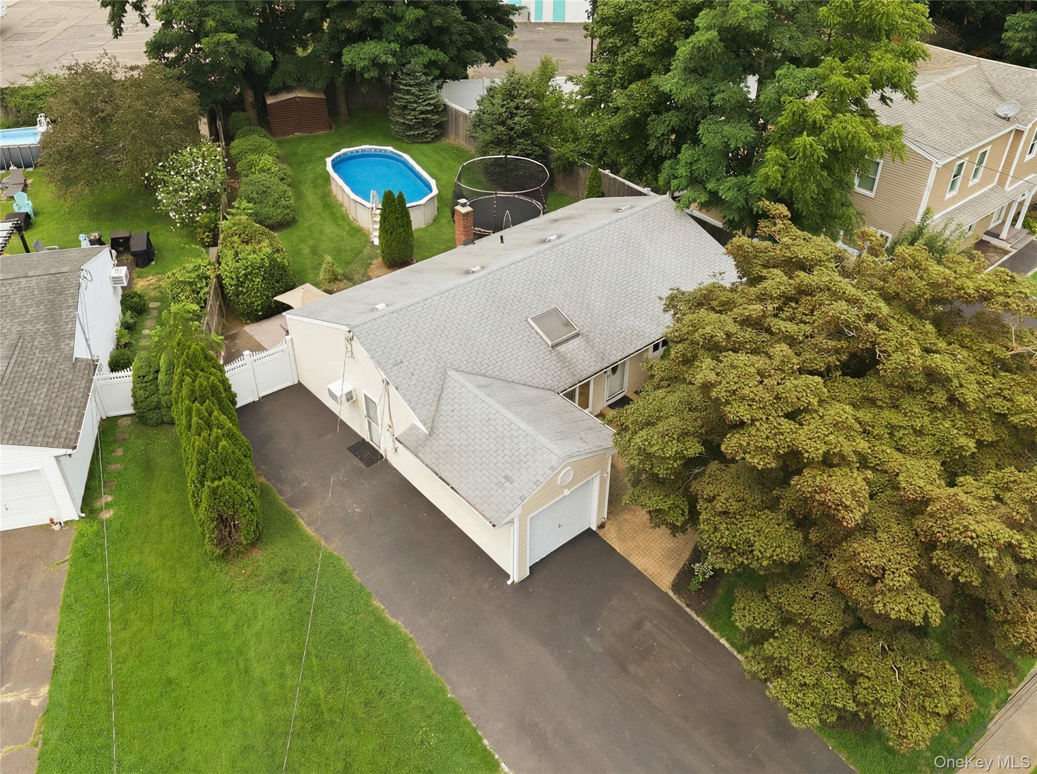 Single Family Argyle Avenue  Suffolk County, NY 11784, MLS-1028343-31