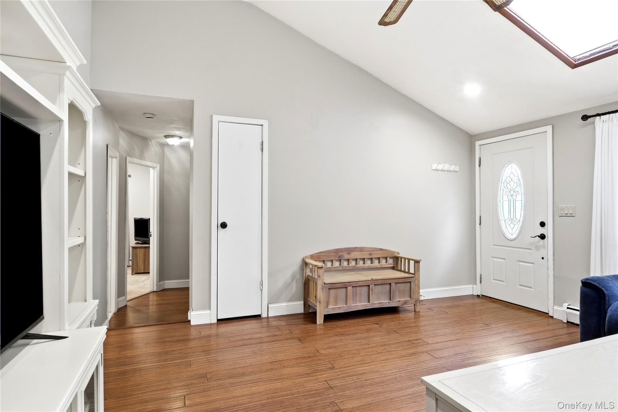 Single Family Argyle Avenue Suffolk County, NY 11784, MLS-1028343-5