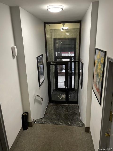 Apartment E 82 Street Manhattan, NY 10028, MLS-1028349-3