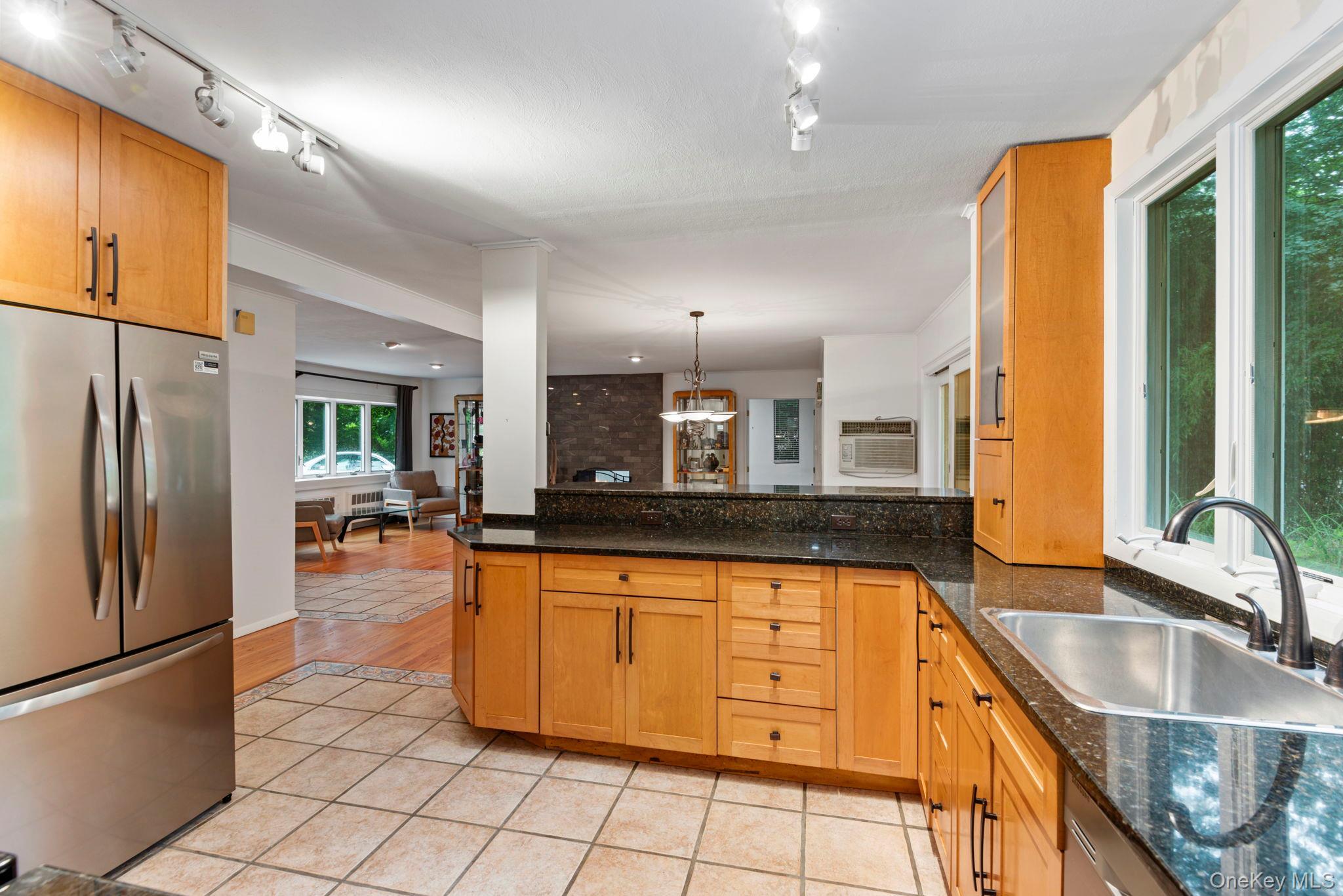 Single Family Cove Road Suffolk County, NY 11743, MLS-1028350-12