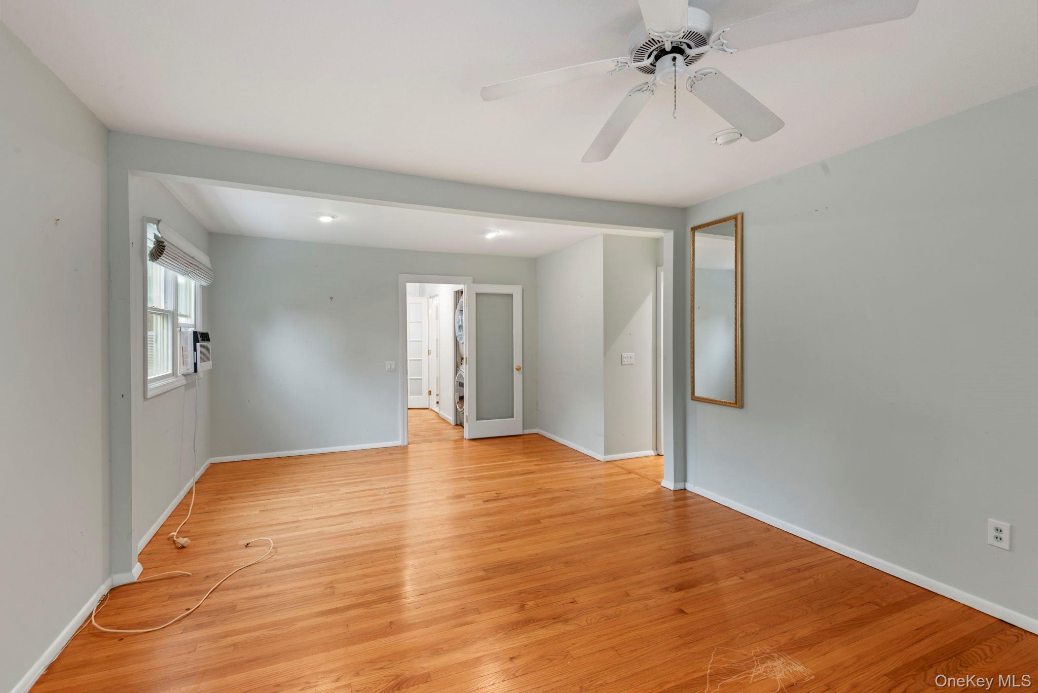 Single Family Cove Road Suffolk County, NY 11743, MLS-1028350-21