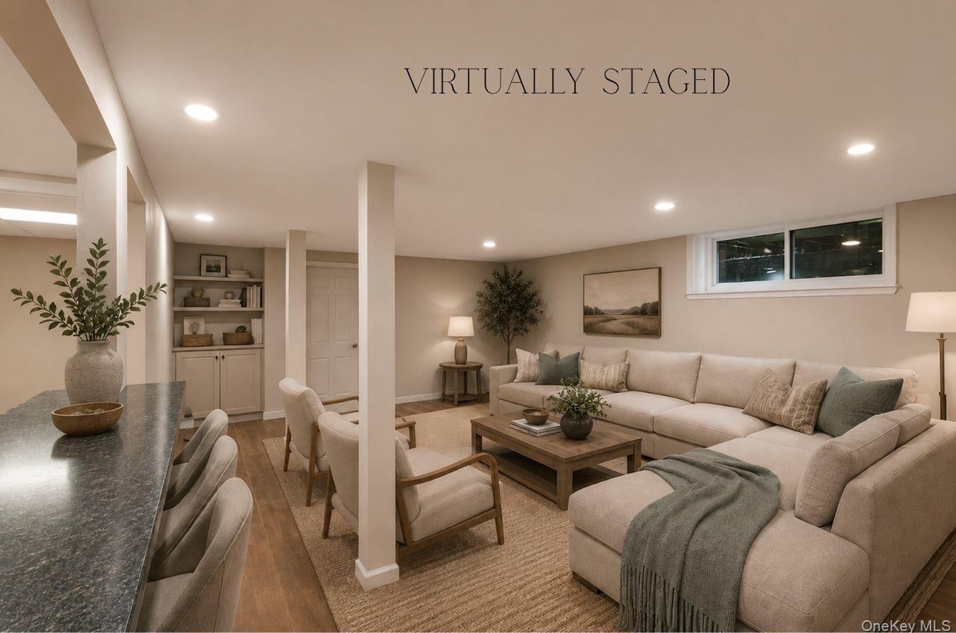 Single Family Cove Road Suffolk County, NY 11743, MLS-1028350-27