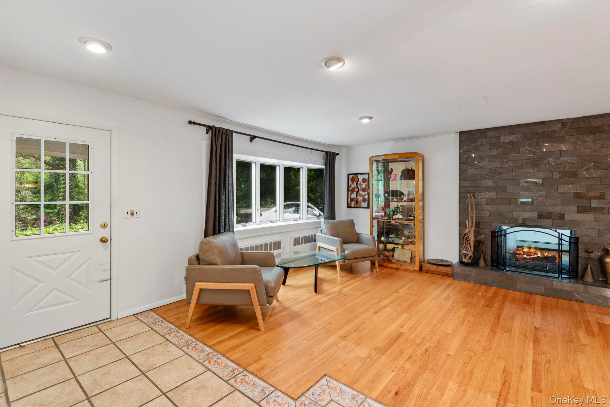 Single Family Cove Road Suffolk County, NY 11743, MLS-1028350-3