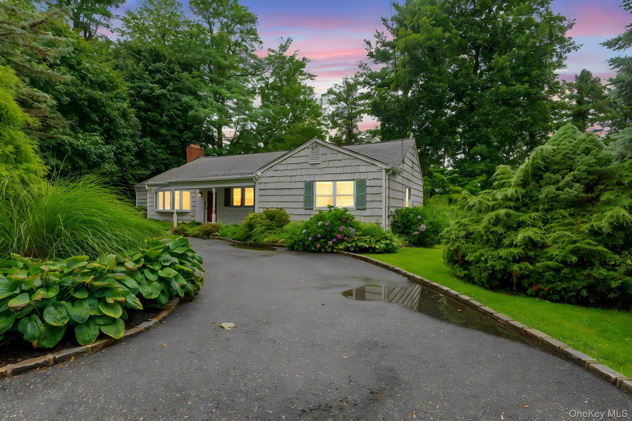 Single Family Cove Road  Suffolk County, NY 11743, MLS-1028350-39