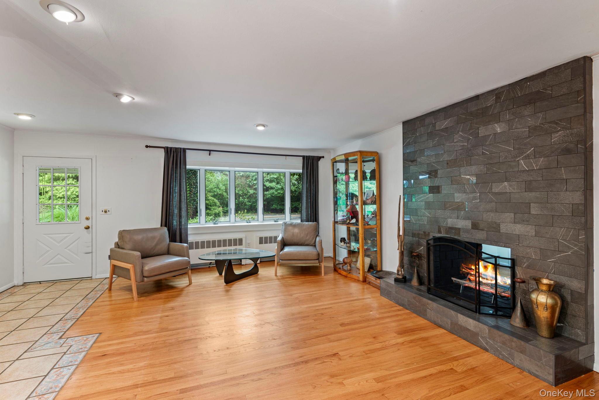 Single Family Cove Road Suffolk County, NY 11743, MLS-1028350-4