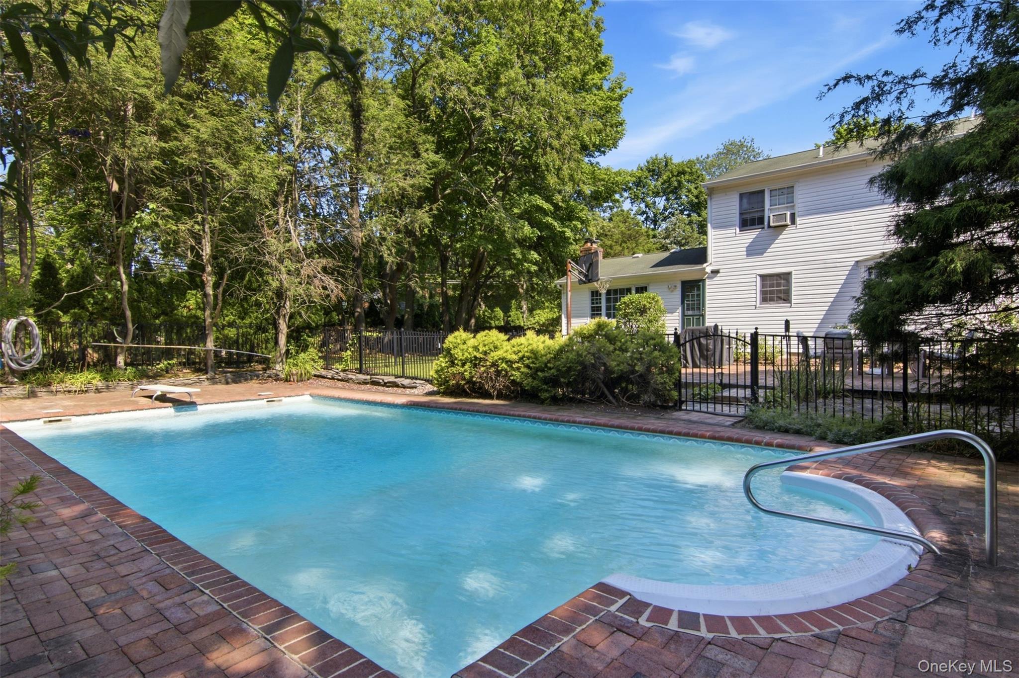 Single Family Gaul Road N Suffolk County, NY 11733, MLS-1028361-33