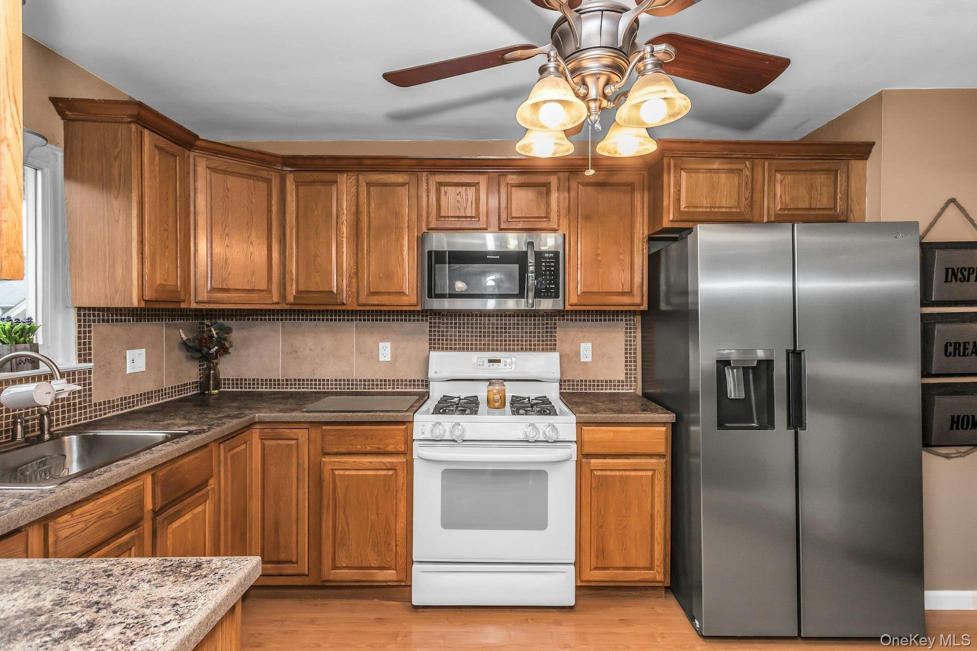 Single Family Willett Avenue  Suffolk County, NY 11782, MLS-1028363-2