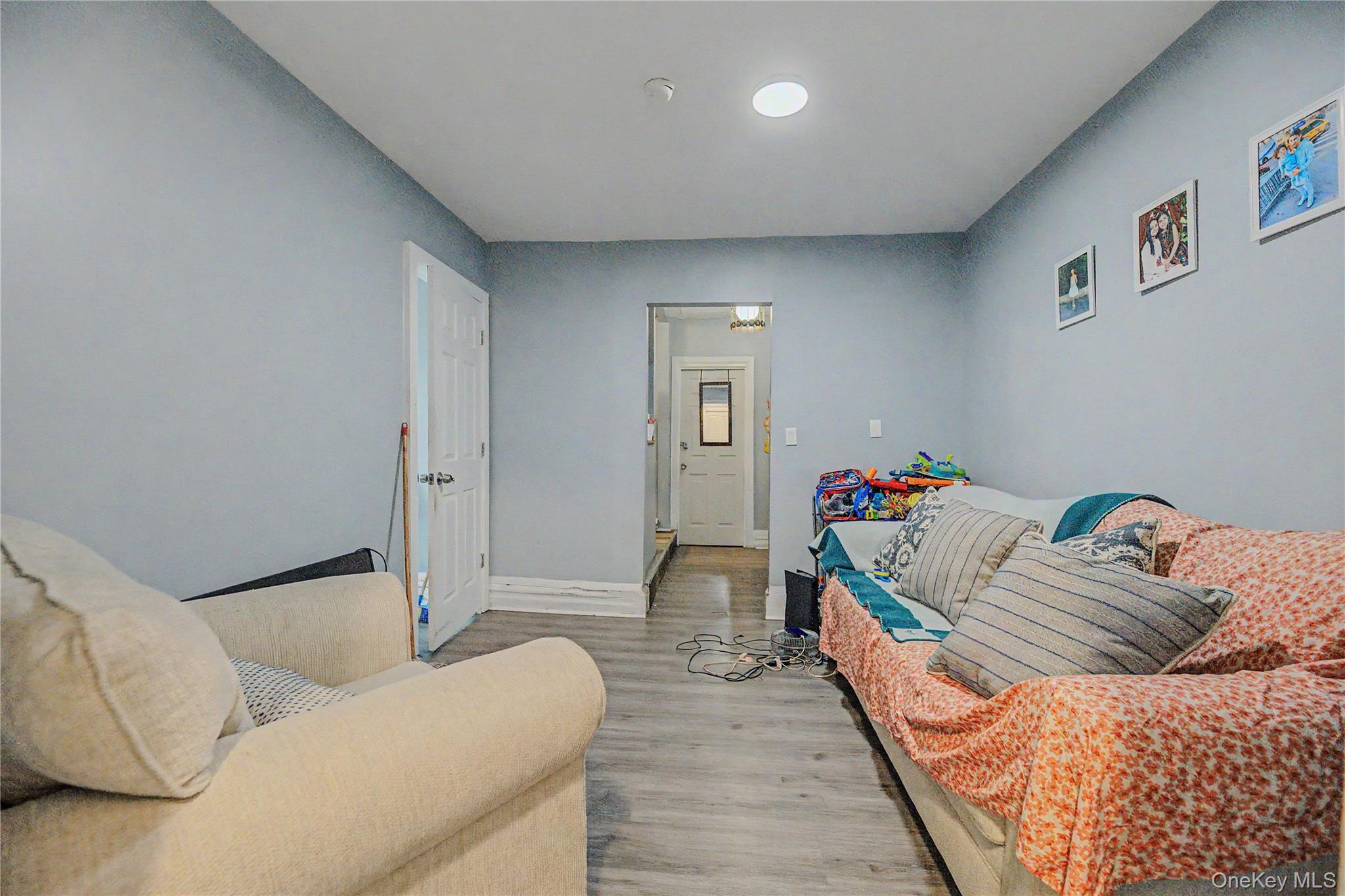 Single Family E 172nd Street  Bronx, NY 10472, MLS-1028415-10
