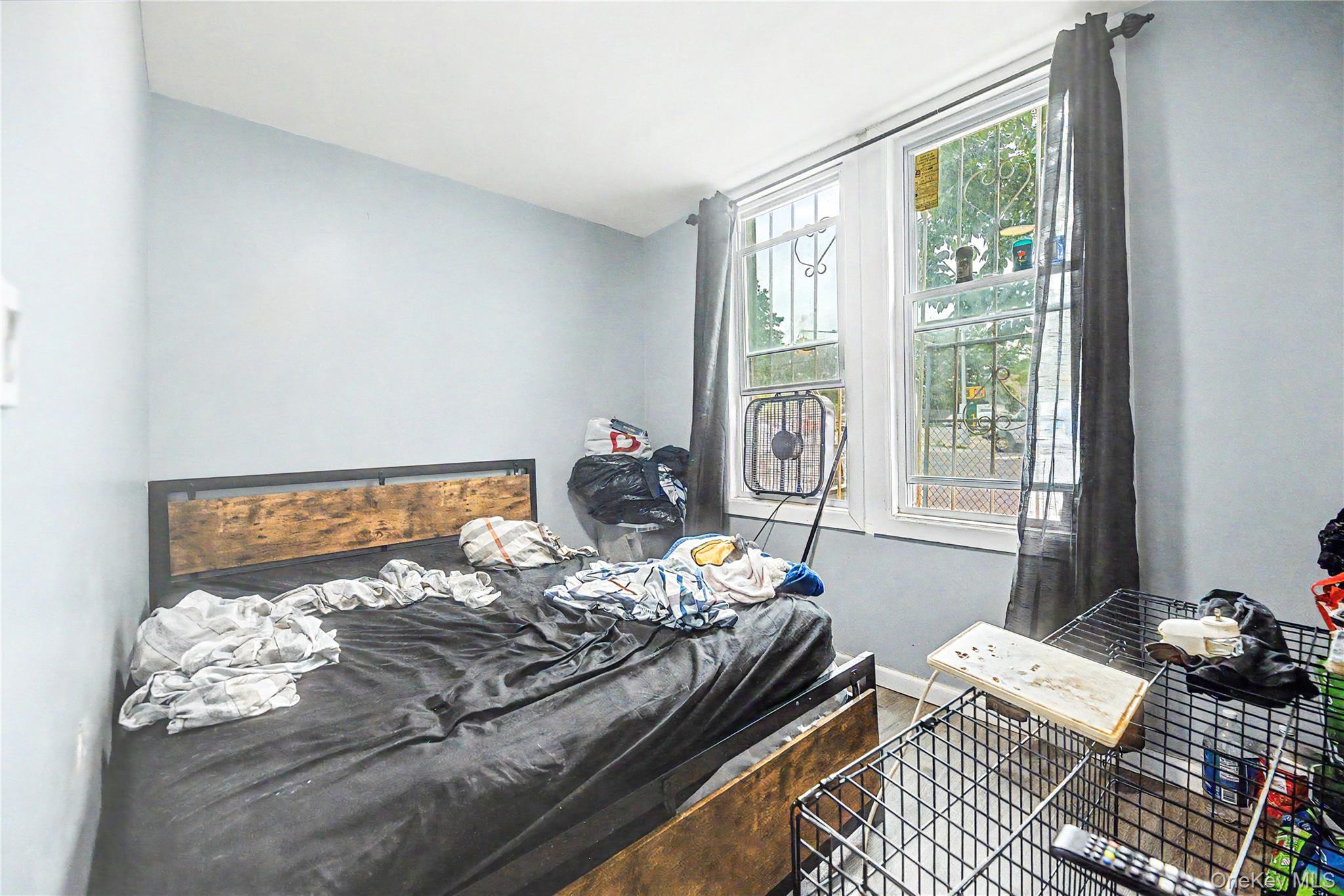 Single Family E 172nd Street  Bronx, NY 10472, MLS-1028415-18