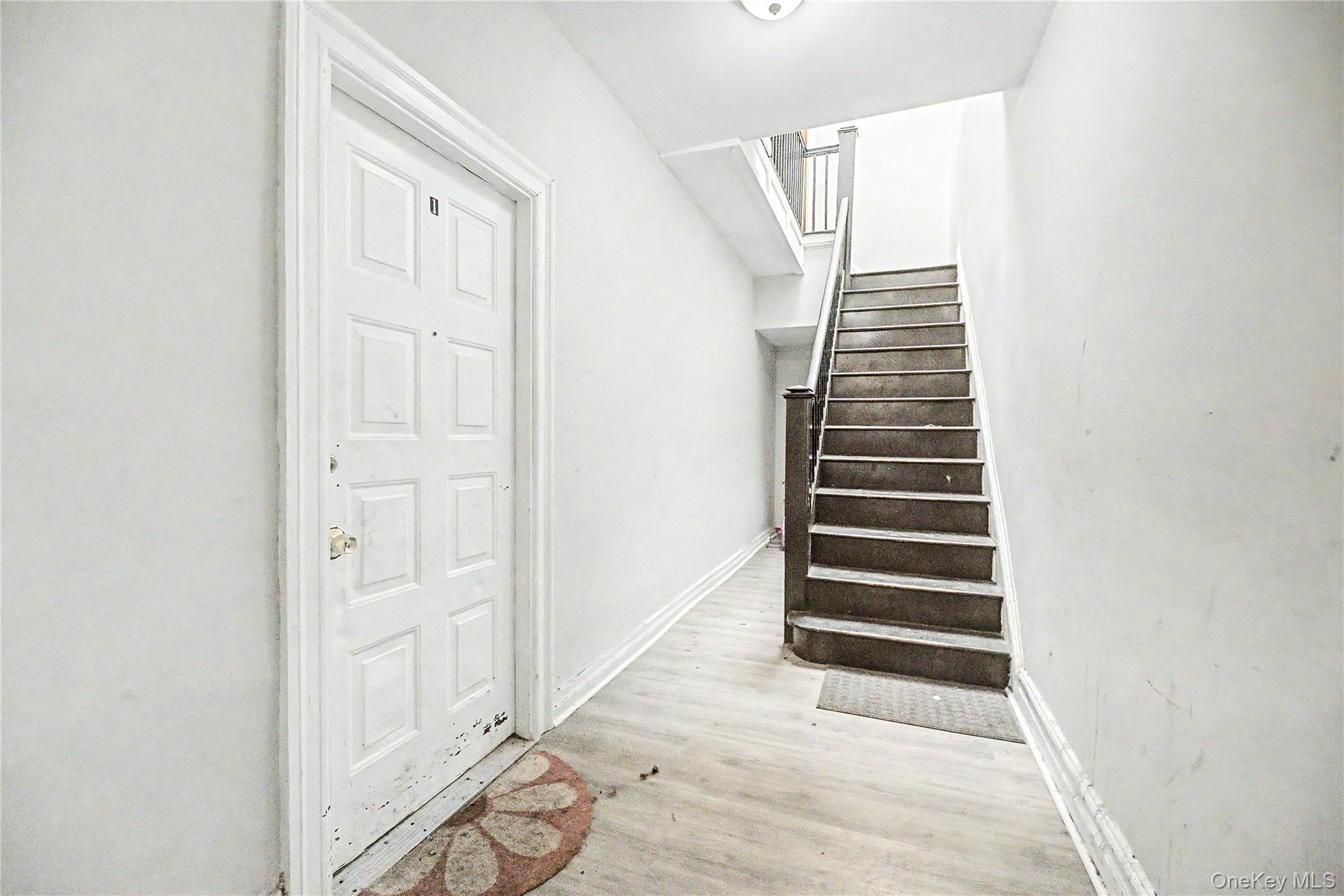 Single Family E 172nd Street  Bronx, NY 10472, MLS-1028415-8