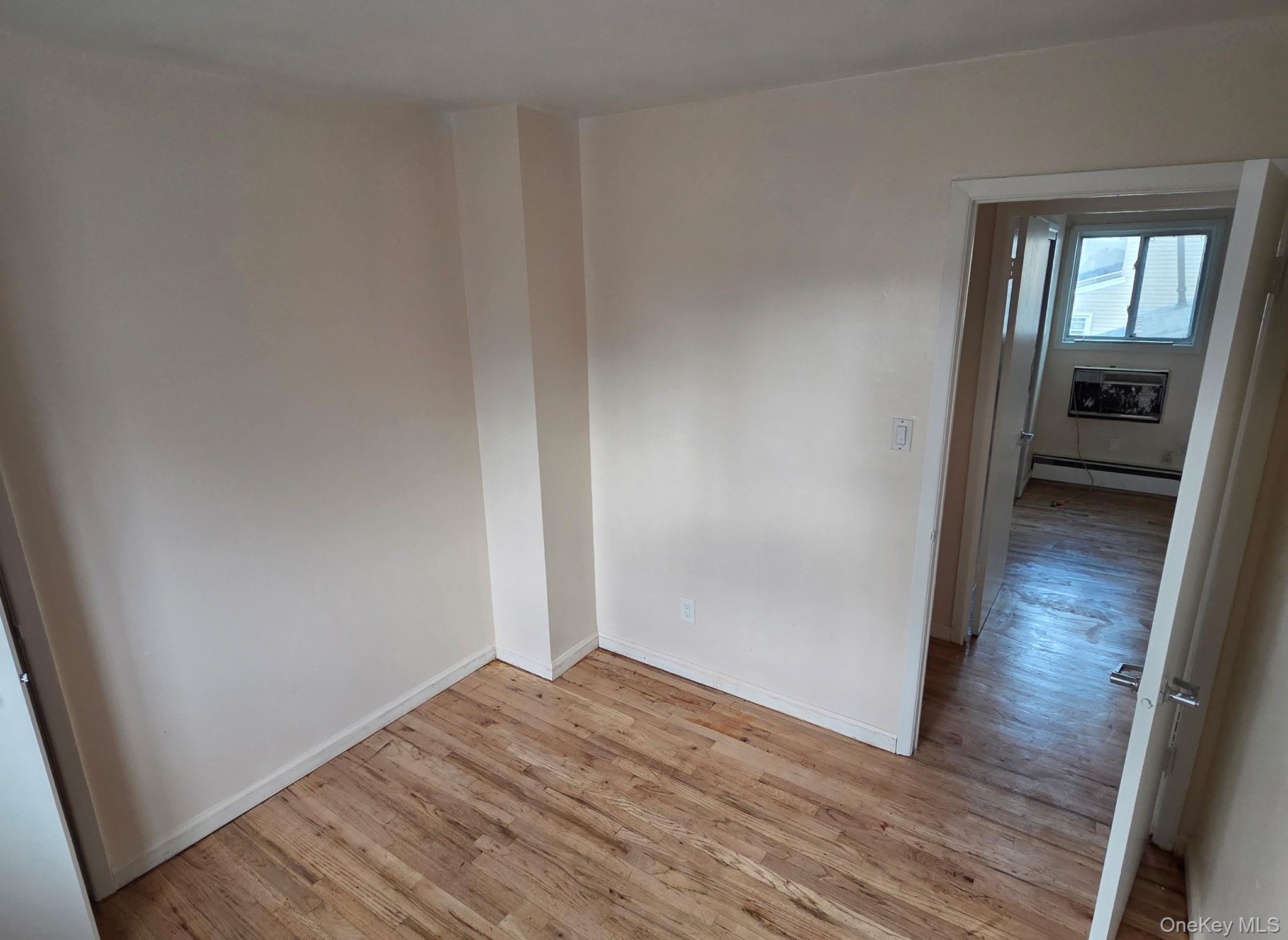 Single Family Weller Lane  Queens, NY 11422, MLS-1028420-13