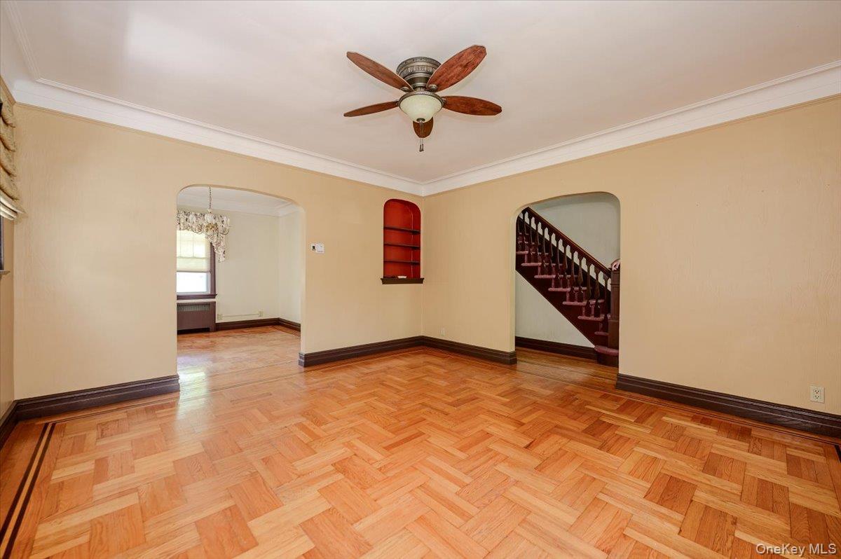 Single Family Hering Avenue Bronx, NY 10461, MLS-1028424-5