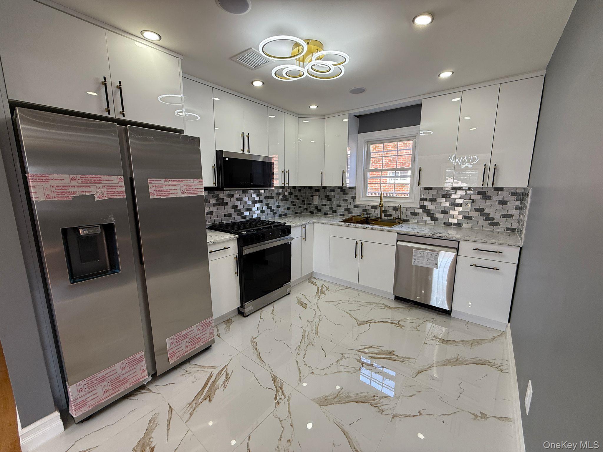 Single Family 180th Street Queens, NY 11434, MLS-1028435-14