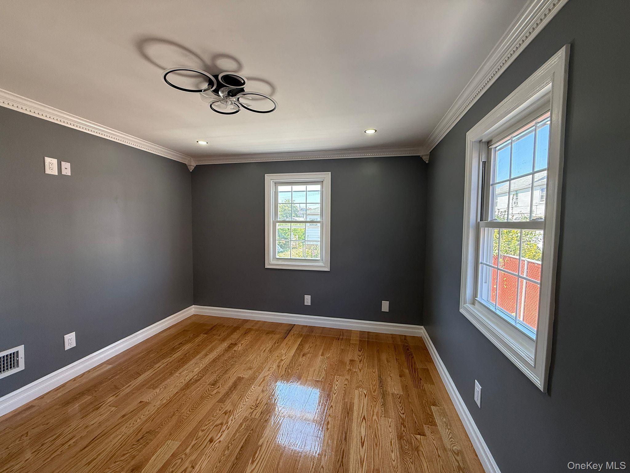 Single Family 180th Street Queens, NY 11434, MLS-1028435-25
