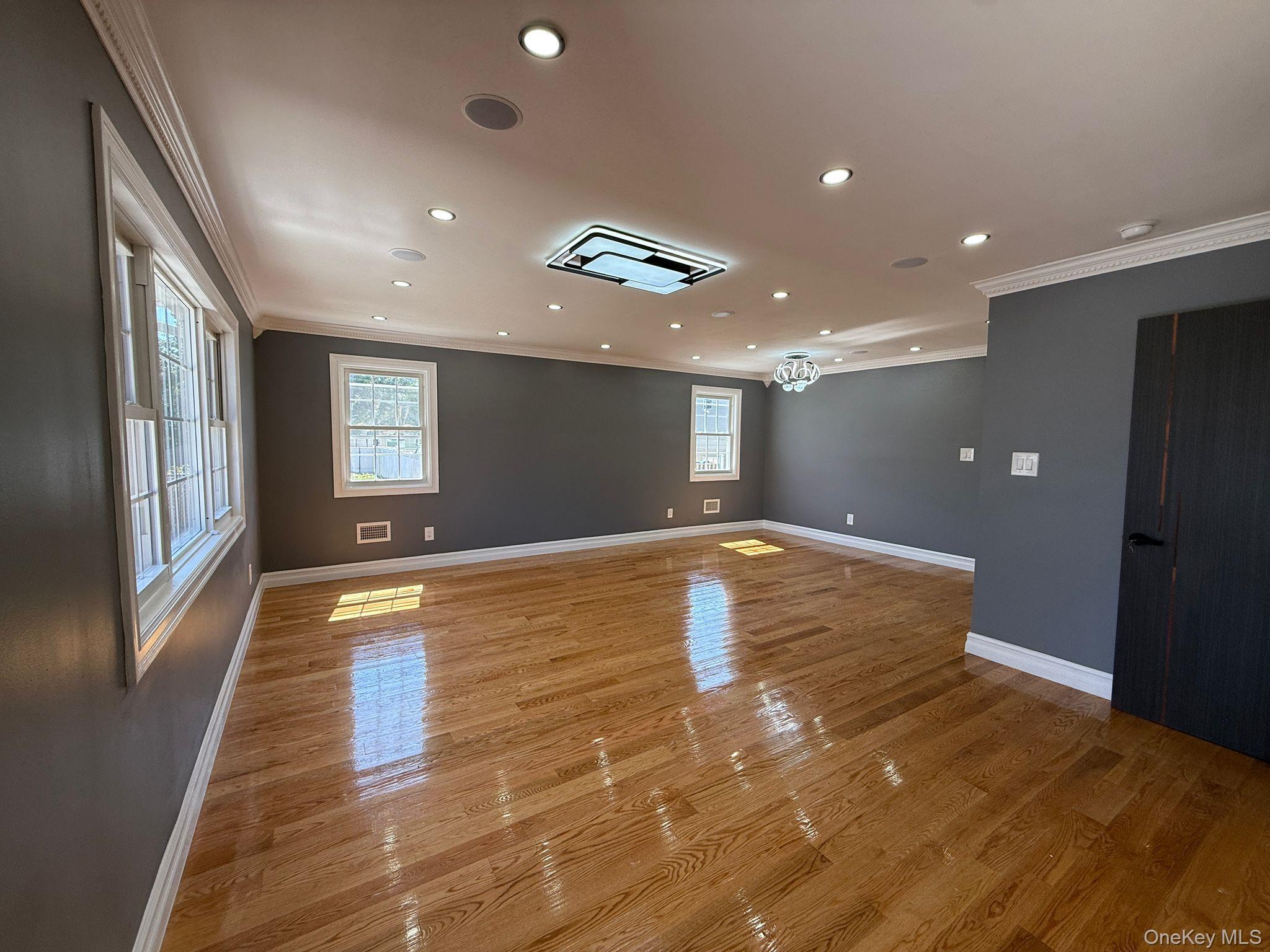 Single Family 180th Street Queens, NY 11434, MLS-1028435-7