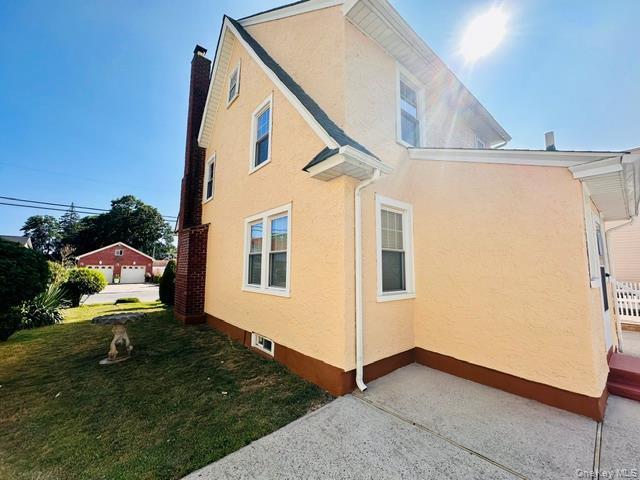 Single Family Kiefer Avenue  Nassau County, NY 11003, MLS-1028451-15