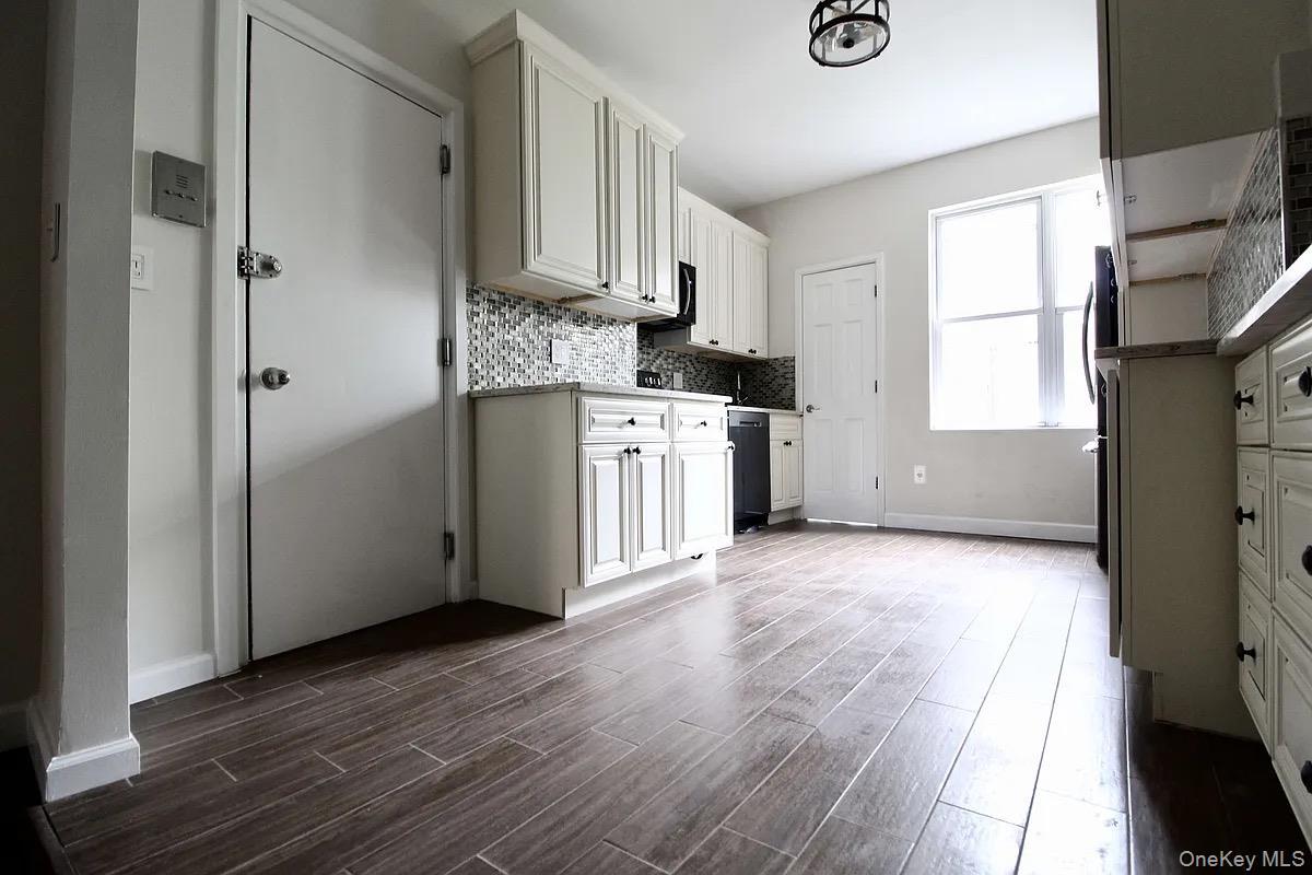 Single Family Russell Street Brooklyn, NY 11222, MLS-1028547-15