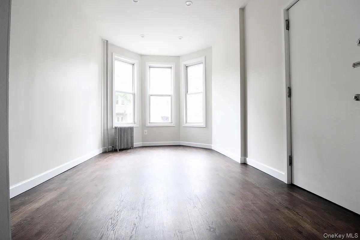 Single Family Russell Street Brooklyn, NY 11222, MLS-1028547-19