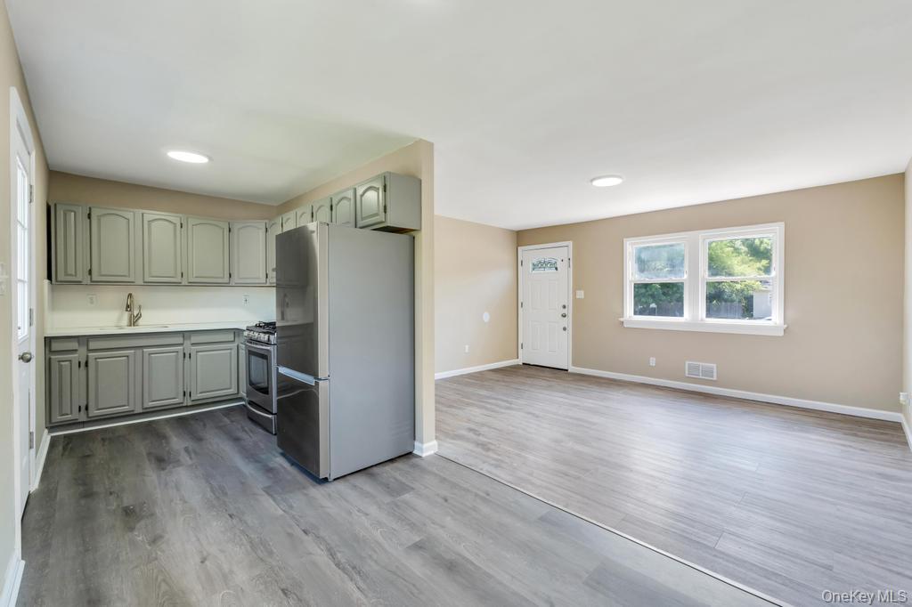 Single Family Provost Avenue Suffolk County, NY 11713, MLS-1028556-14