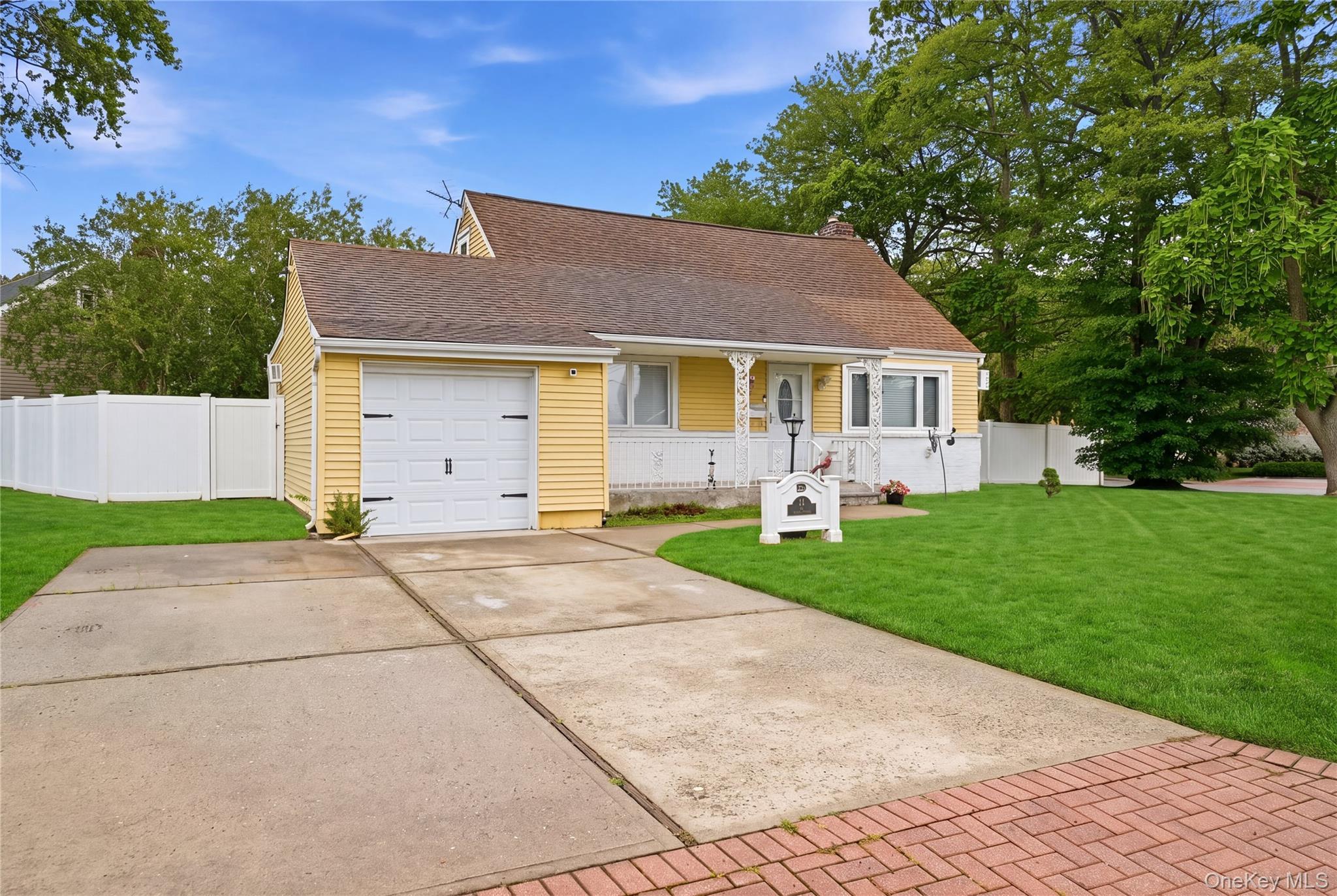 Single Family Mell Drive Suffolk County, NY 11703, MLS-1028559-2
