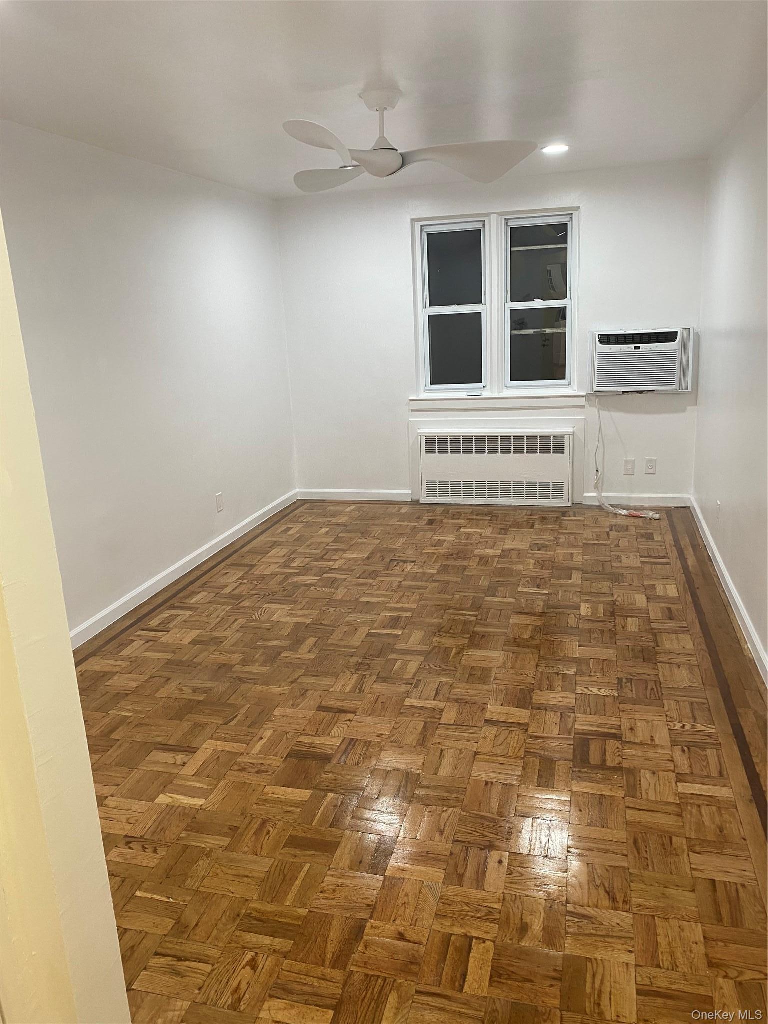 Single Family E 52nd Street Brooklyn, NY 11234, MLS-1028592-11