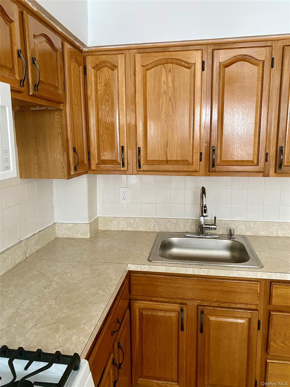 Single Family E 52nd Street Brooklyn, NY 11234, MLS-1028592-13