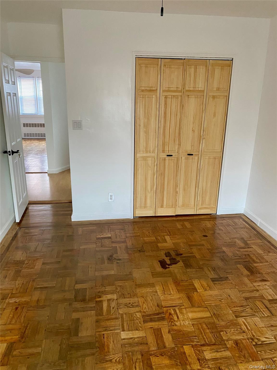 Single Family E 52nd Street Brooklyn, NY 11234, MLS-1028592-15